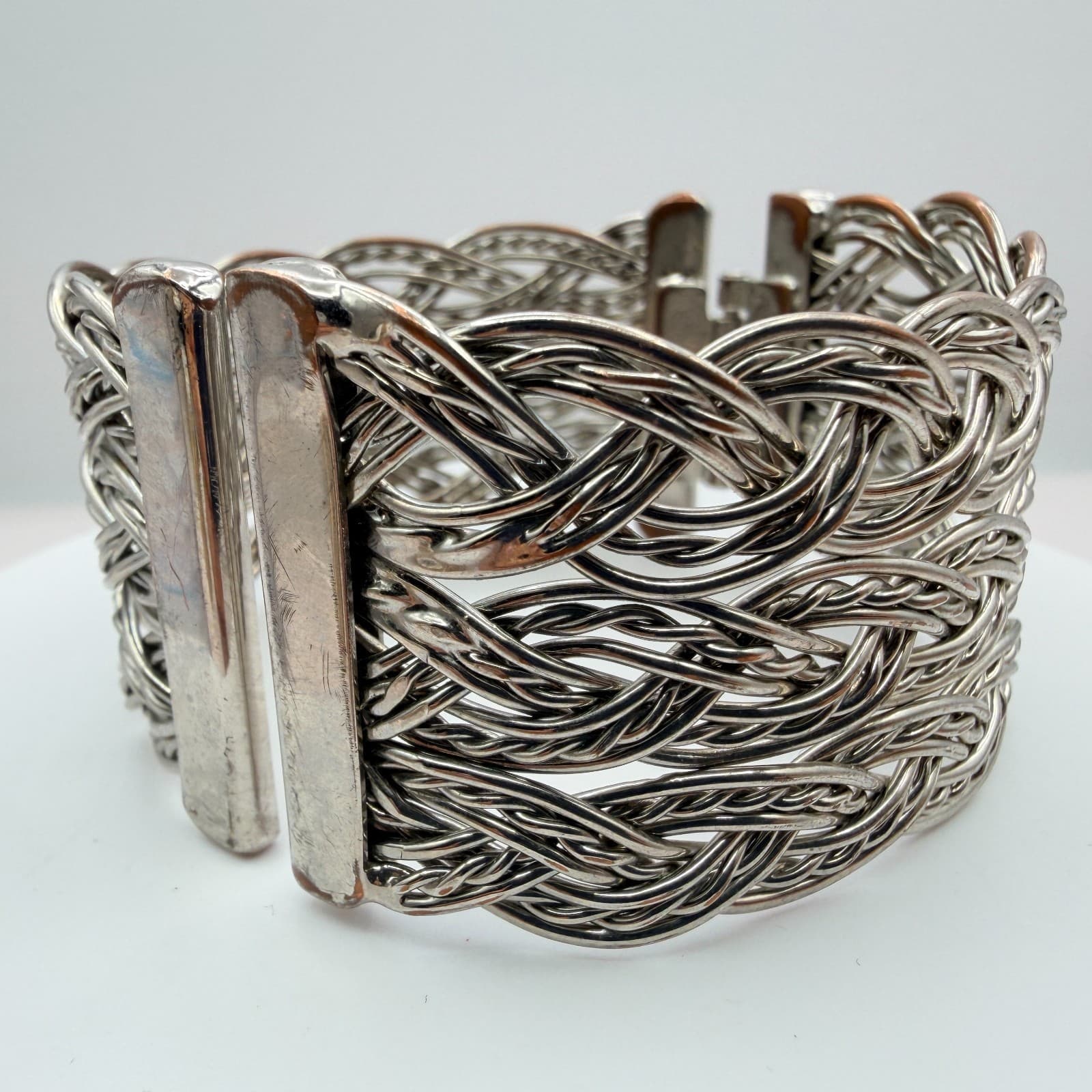 Vintage Silver Tone Cuff Bracelet Braided Wire Mesh Wide Hinged Bypass Bangle - Thumbnail 4