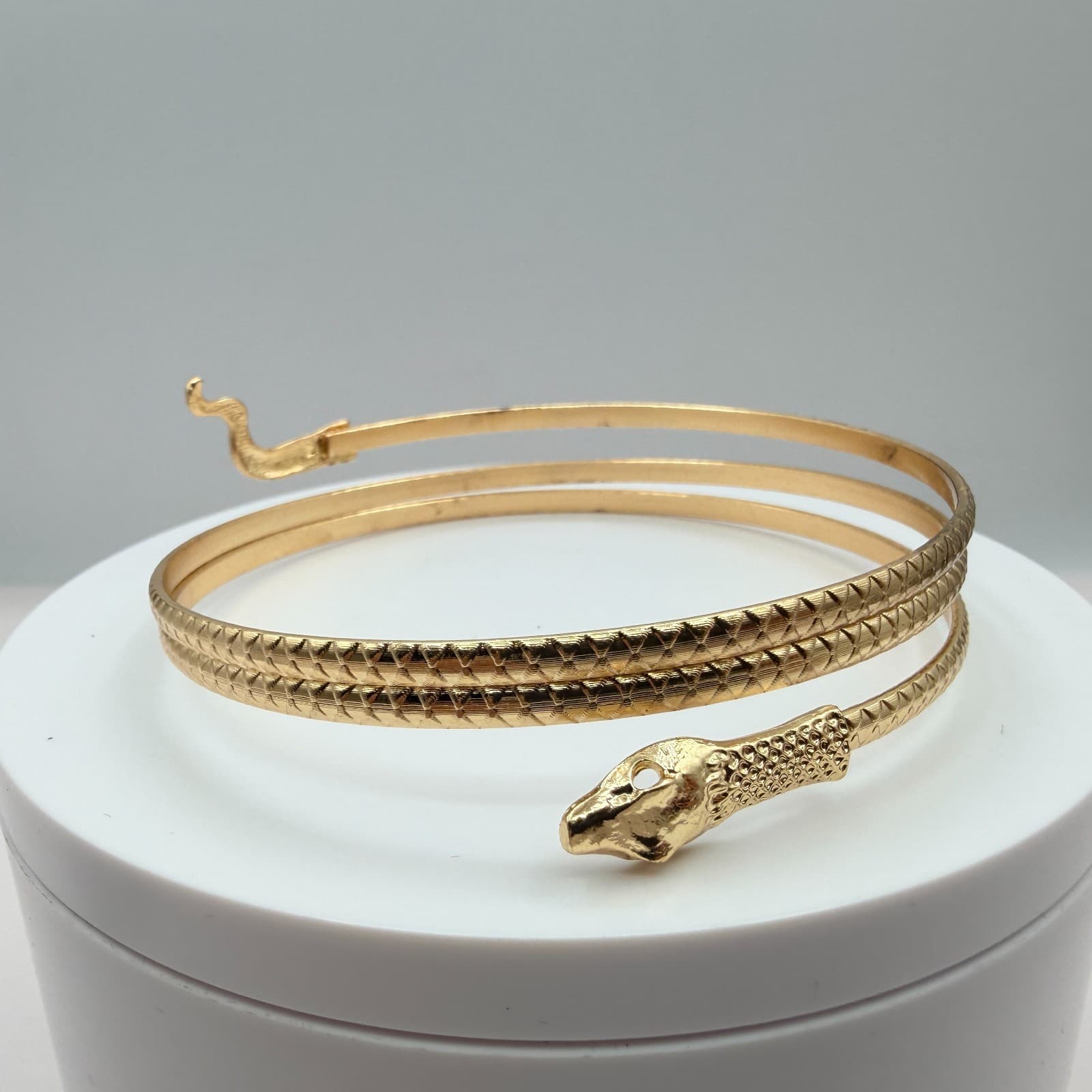 Vintage Gold Tone Snake Wrap Bracelet Serpent Textured Scale Cleo Boho Statement - Thumbnail 4