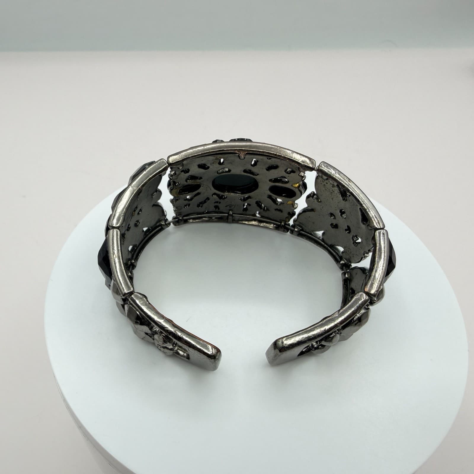 Vintage Gunmetal Tone Stretch Bracelet Black Cluster Rhinestone Wide Panel Retro - Thumbnail 8