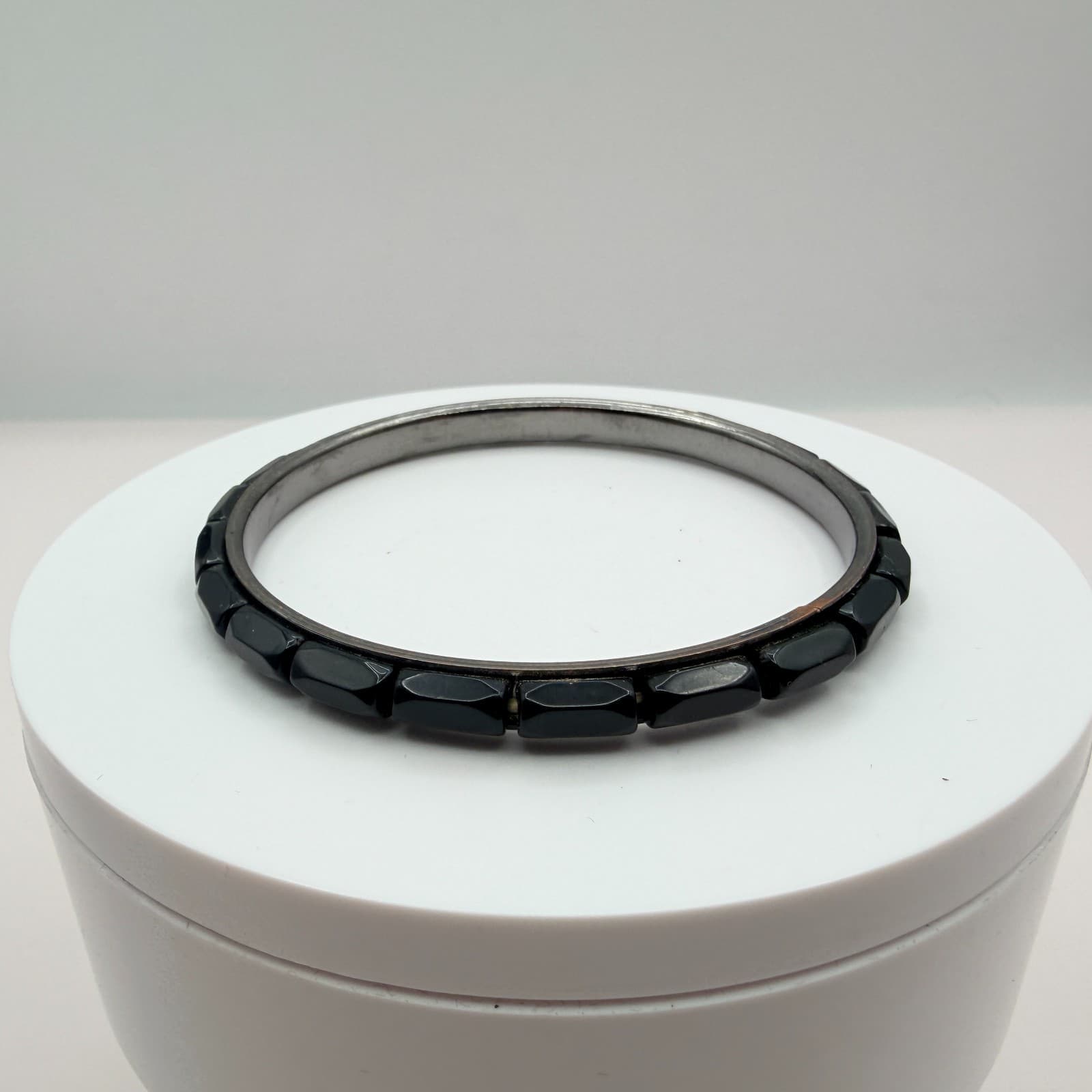 Vintage Silver Tone Bangle Bracelet Black Stone Style Accents Stackable Slim 90s - Thumbnail 6
