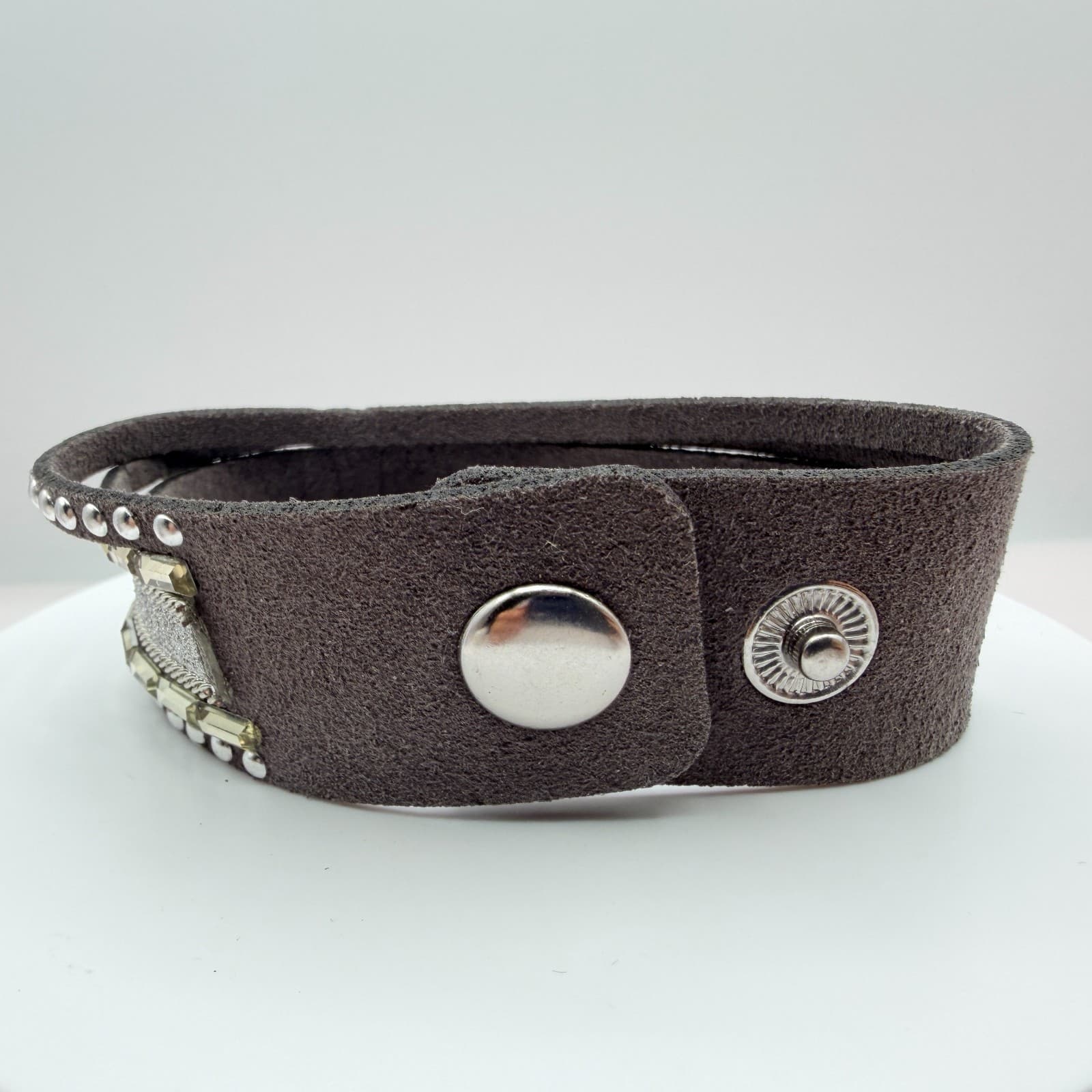 Vintage Gray Faux Suede Cuff Bracelet Chunky Layered Rhinestone Chain Studded - Thumbnail 6