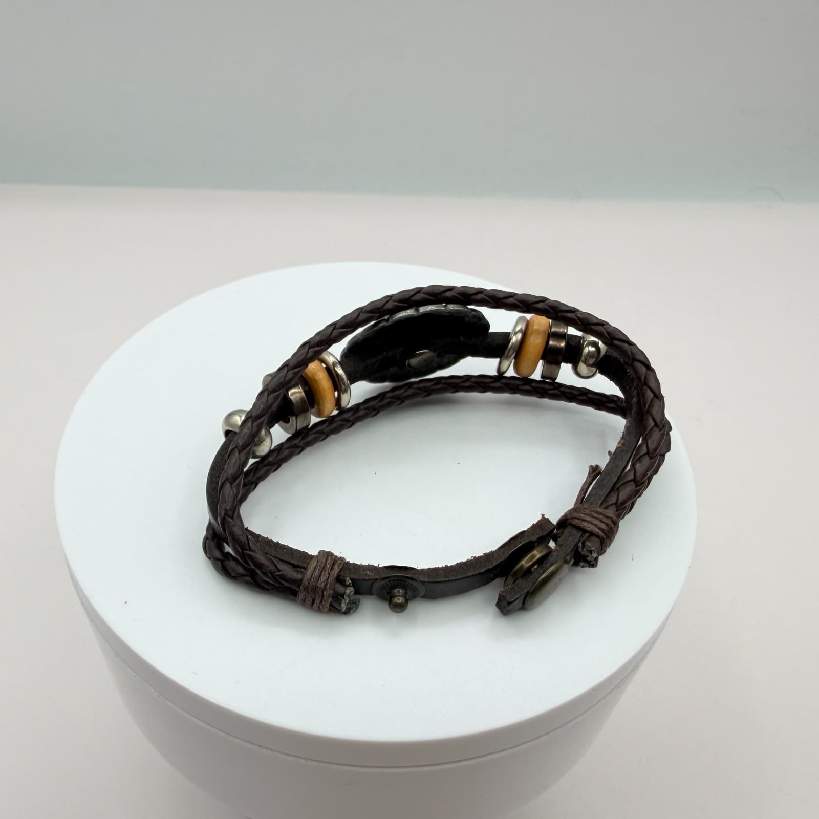Vintage Multi Strand Leather Bracelet Wood Beads Metal Medallion Cuff Tribal 90s - Thumbnail 8