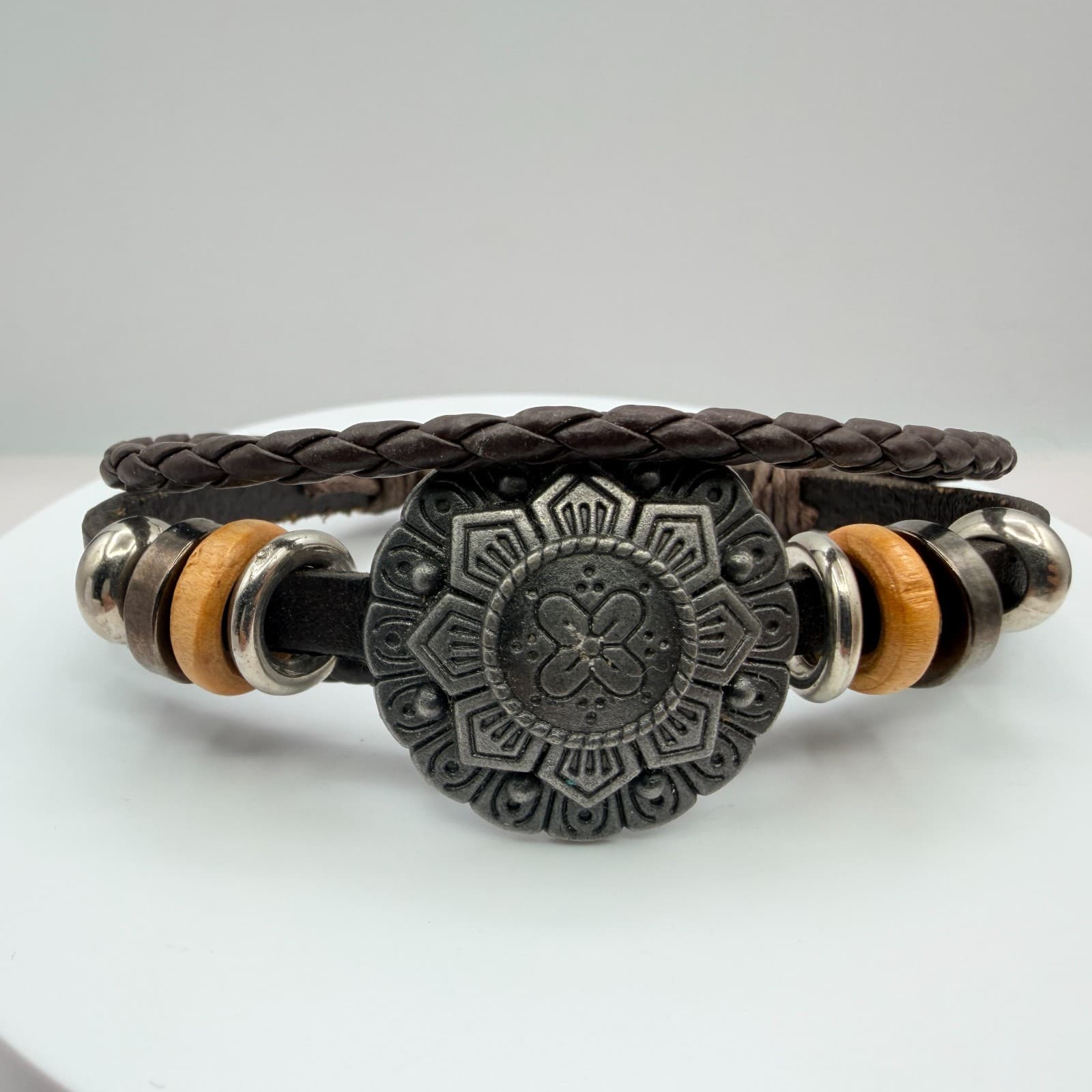 Vintage Multi Strand Leather Bracelet Wood Beads Metal Medallion Cuff Tribal 90s - Thumbnail 4