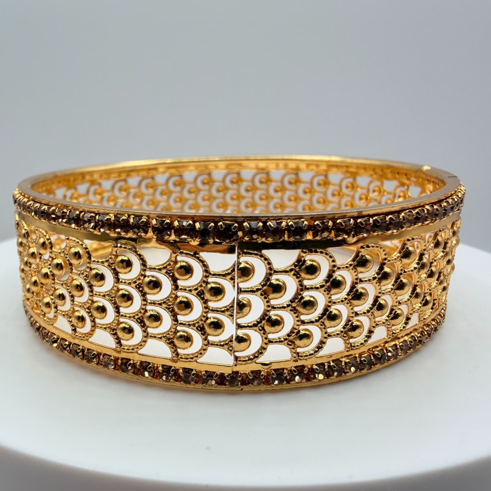 Vintage Gold Tone Clamper Bracelet Rhinestone Borders Openwork Filigree Hinged - Thumbnail 4