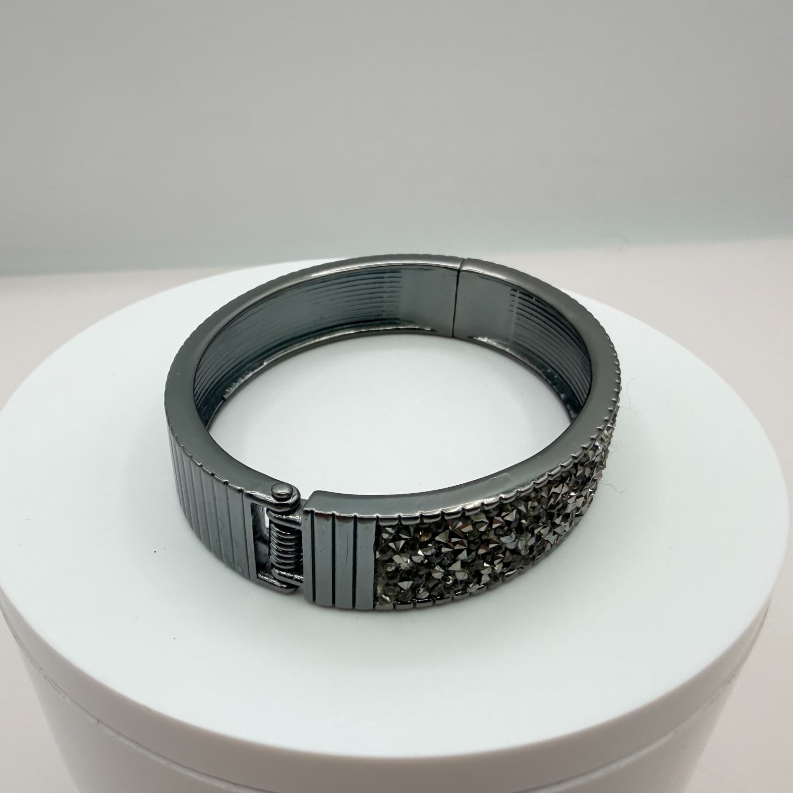 Vintage Gunmetal Tone Clamper Bracelet Gray Rhinestone Hinged Statement Y2K 90s - Thumbnail 6