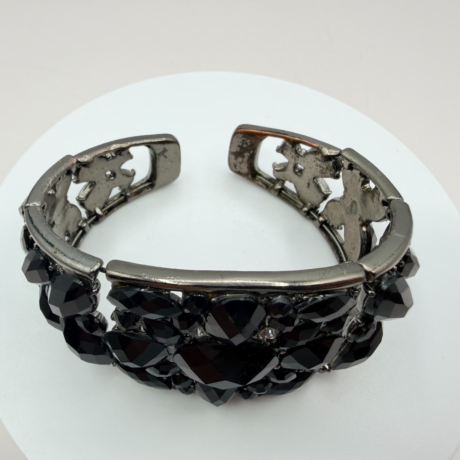Vintage Gunmetal Tone Stretch Bracelet Black Cluster Rhinestone Wide Panel Retro - Thumbnail 4