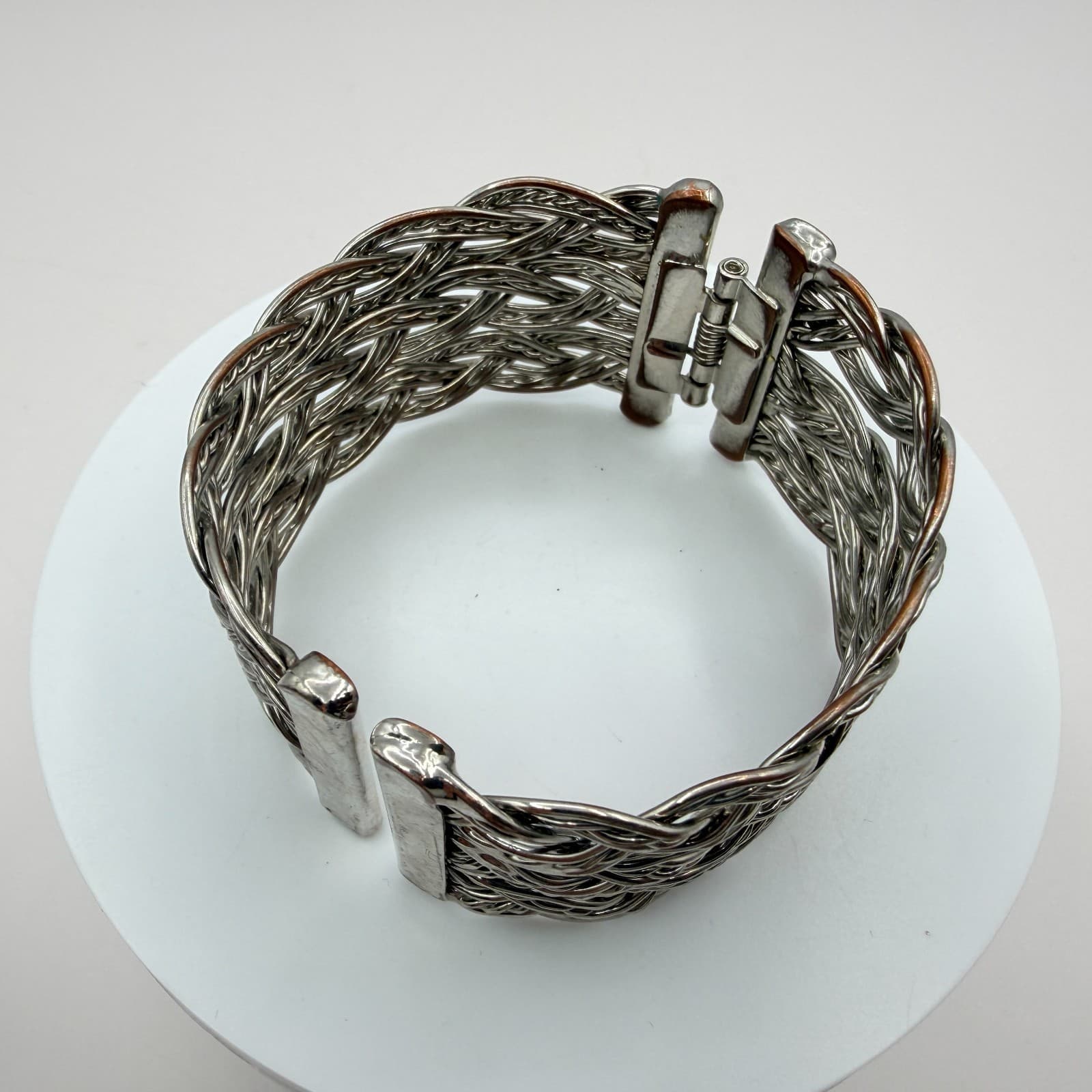 Vintage Silver Tone Cuff Bracelet Braided Wire Mesh Wide Hinged Bypass Bangle - Thumbnail 3