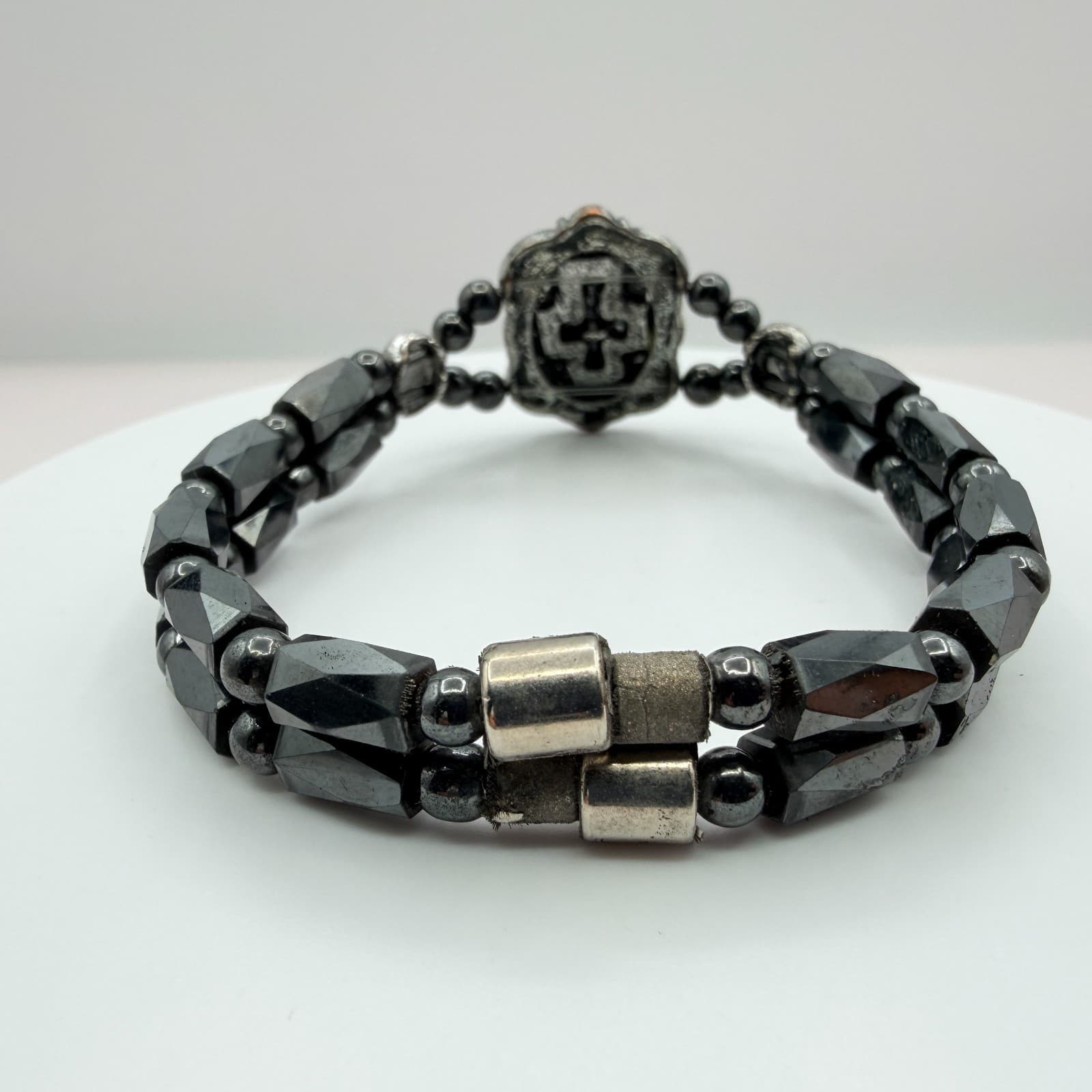 Vintage Hematite Tone Double Strand Stretch Bracelet Maltese Cross Goth Y2K 90s - Thumbnail 5