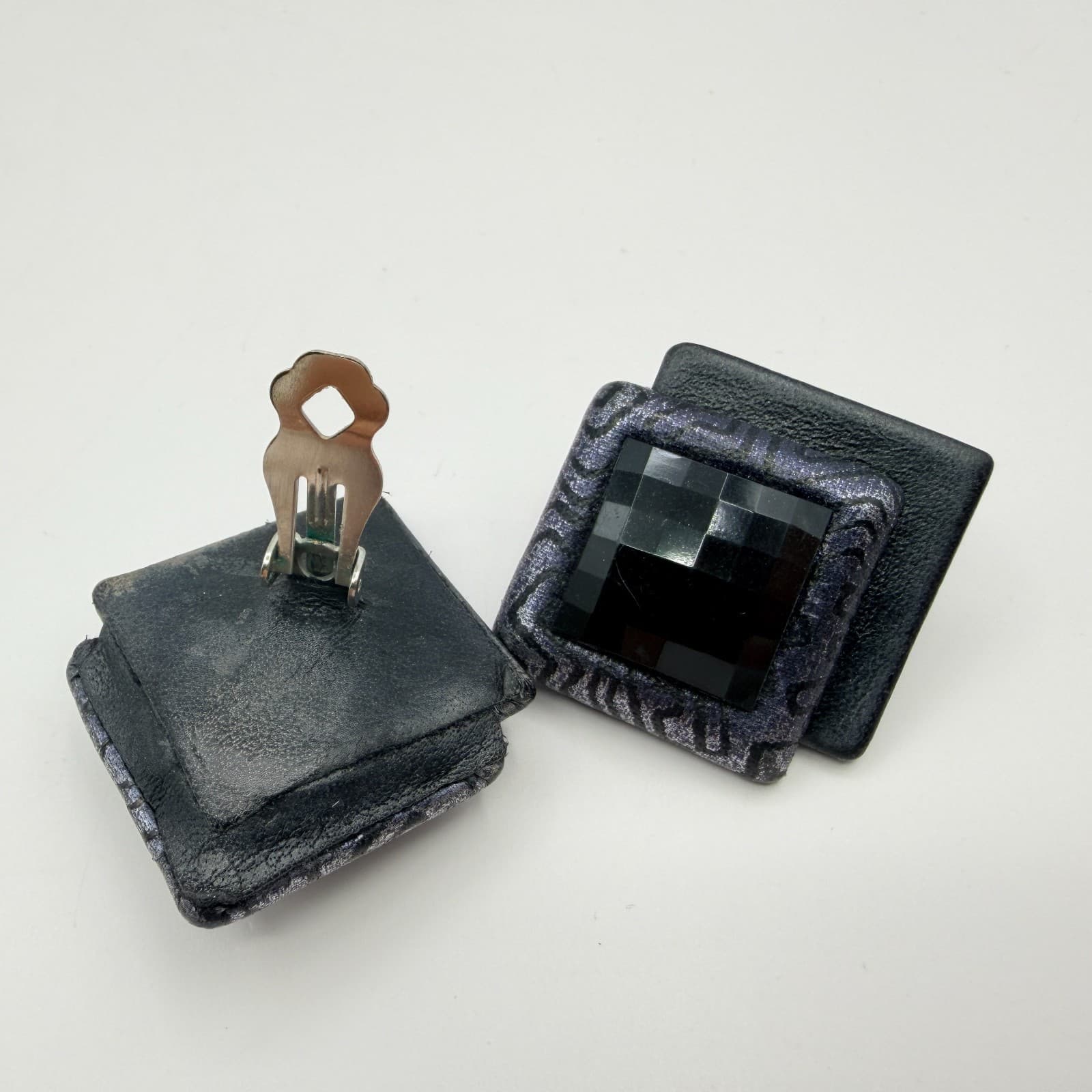 Vintage Black Clip On Earrings Geometric Triangle Square Statement Retro Y2K 90s - Thumbnail 8