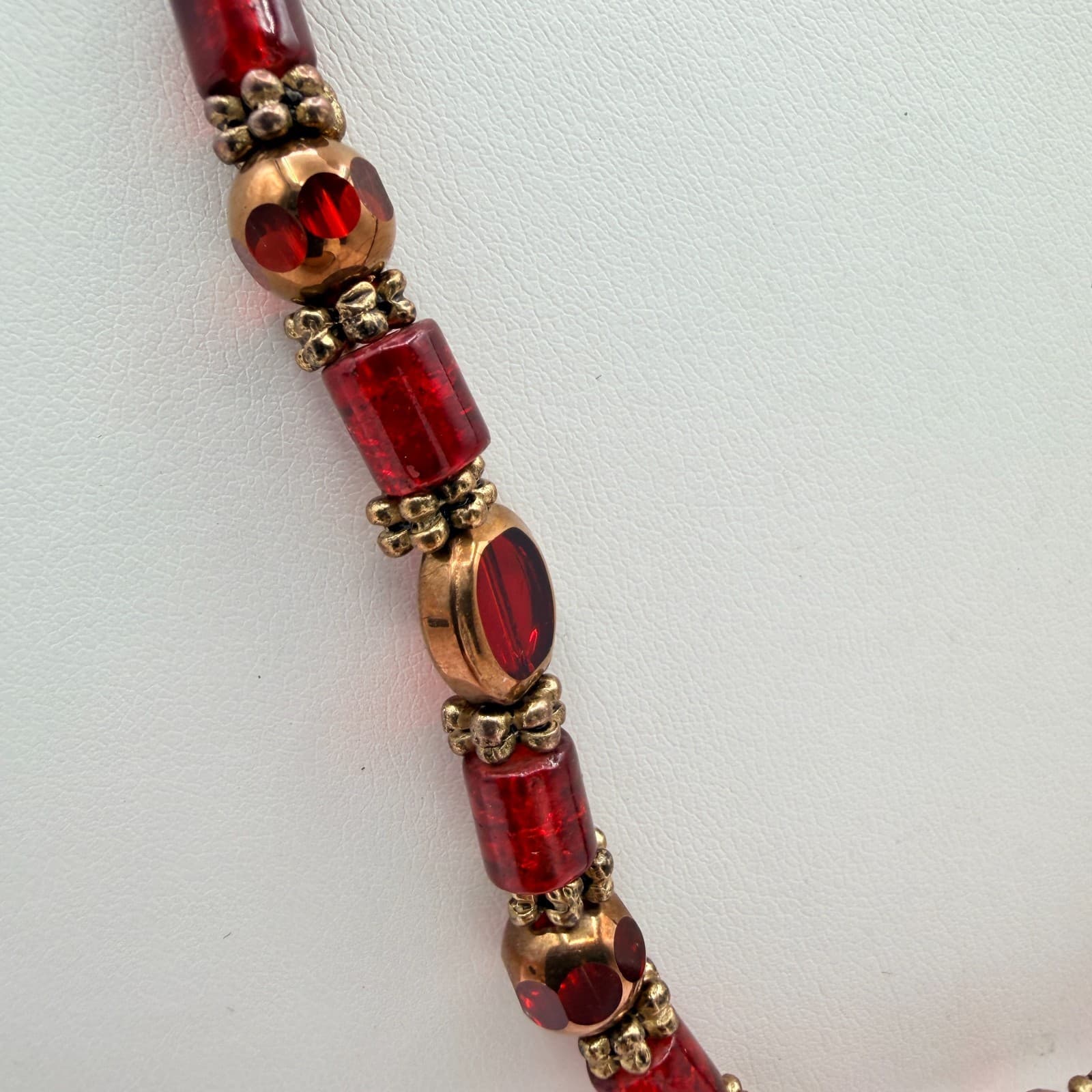Vintage Gold Tone Red Bead Necklace Chunky Barrel Round Glass Strand Retro Boho - Thumbnail 3