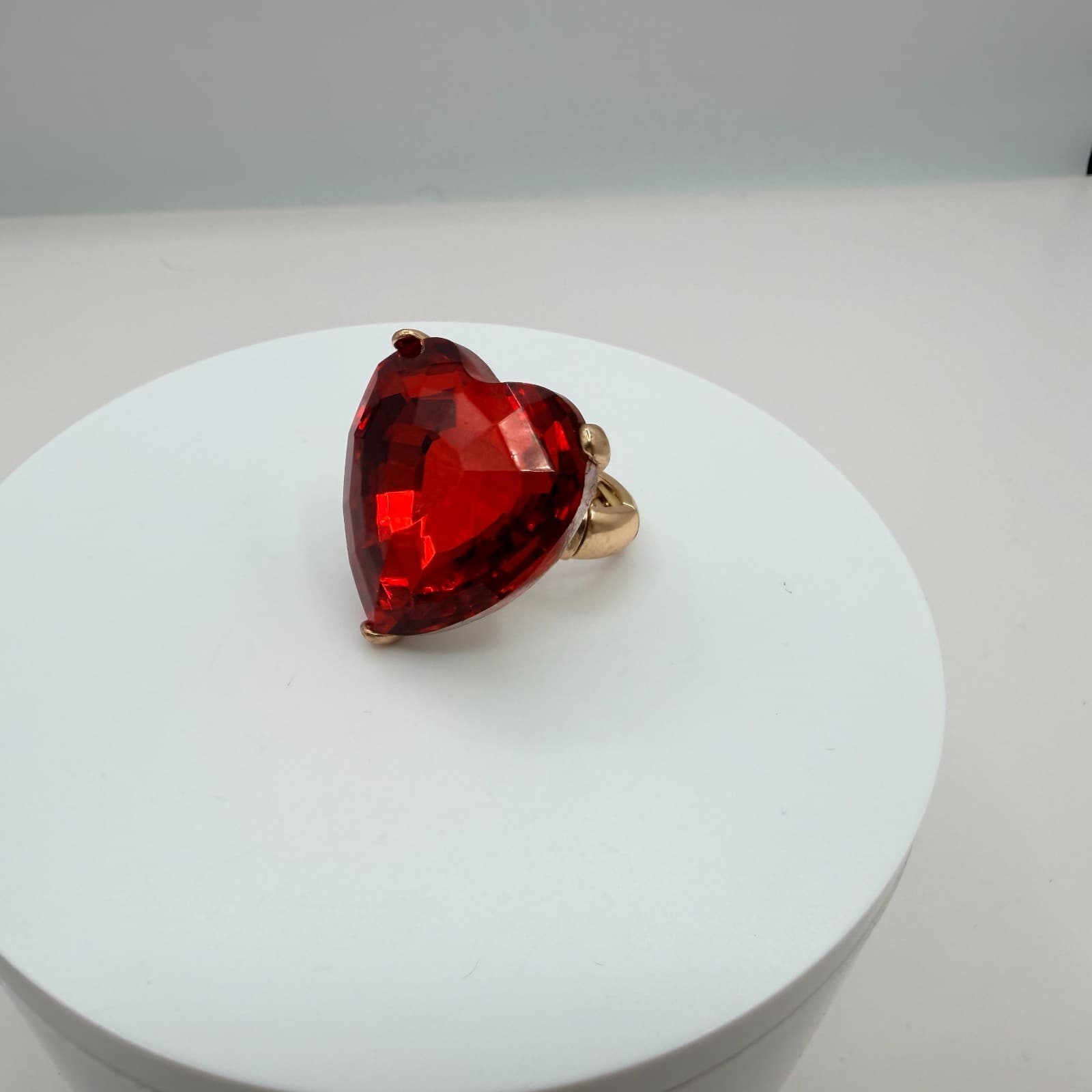 Vintage Gold Tone Red Crystal Heart Jewelry Set Ring Bracelet Post Stud Earrings - Thumbnail 14