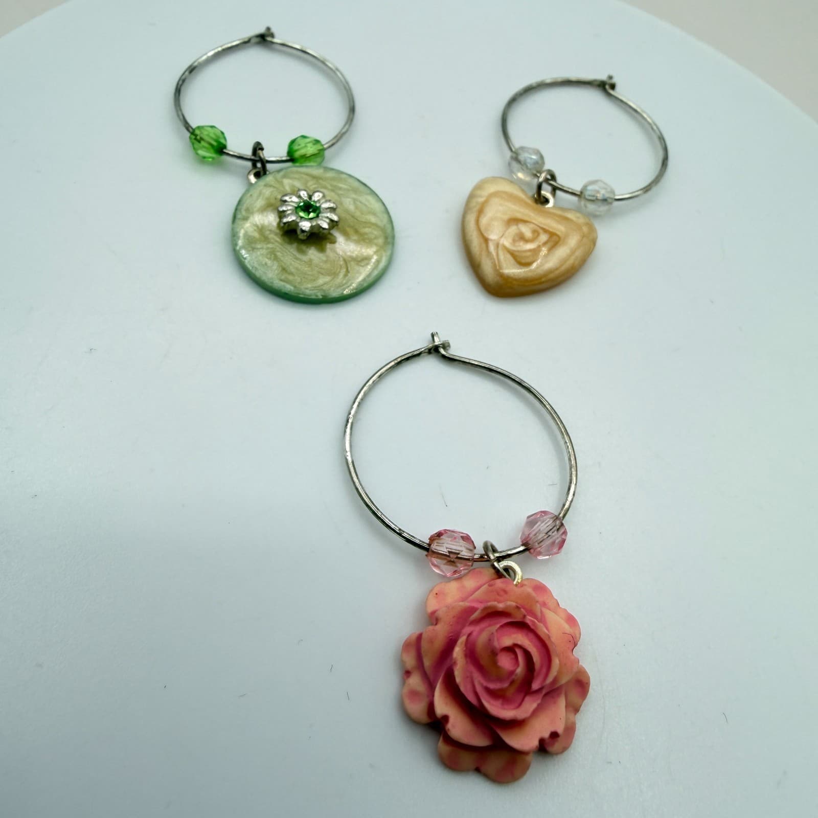 Vintage Wine Glass Charms Set Lot 6pc Silver Tone Hoops Heart Flower Mixed Charm - Thumbnail 3