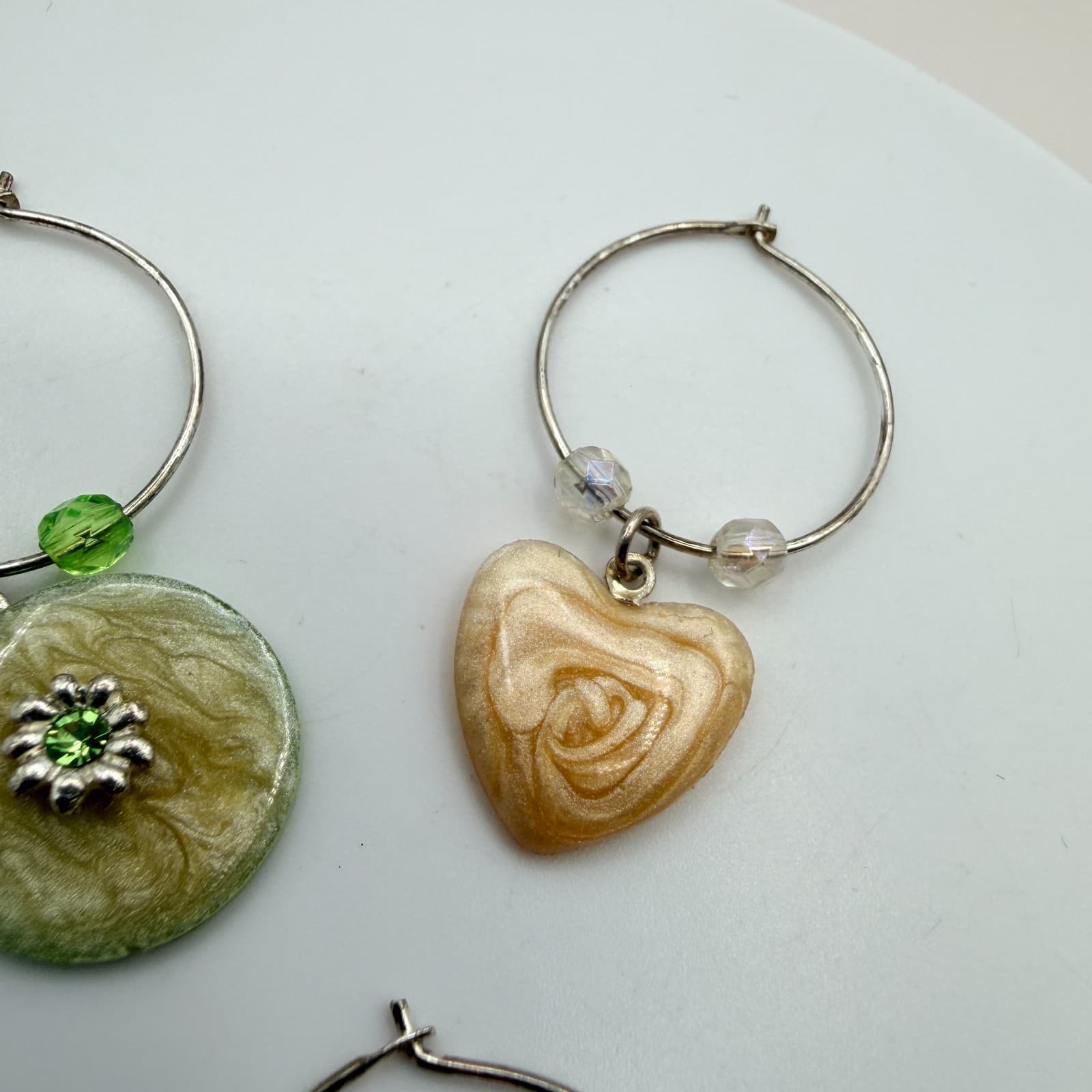 Vintage Wine Glass Charms Set Lot 6pc Silver Tone Hoops Heart Flower Mixed Charm - Thumbnail 5
