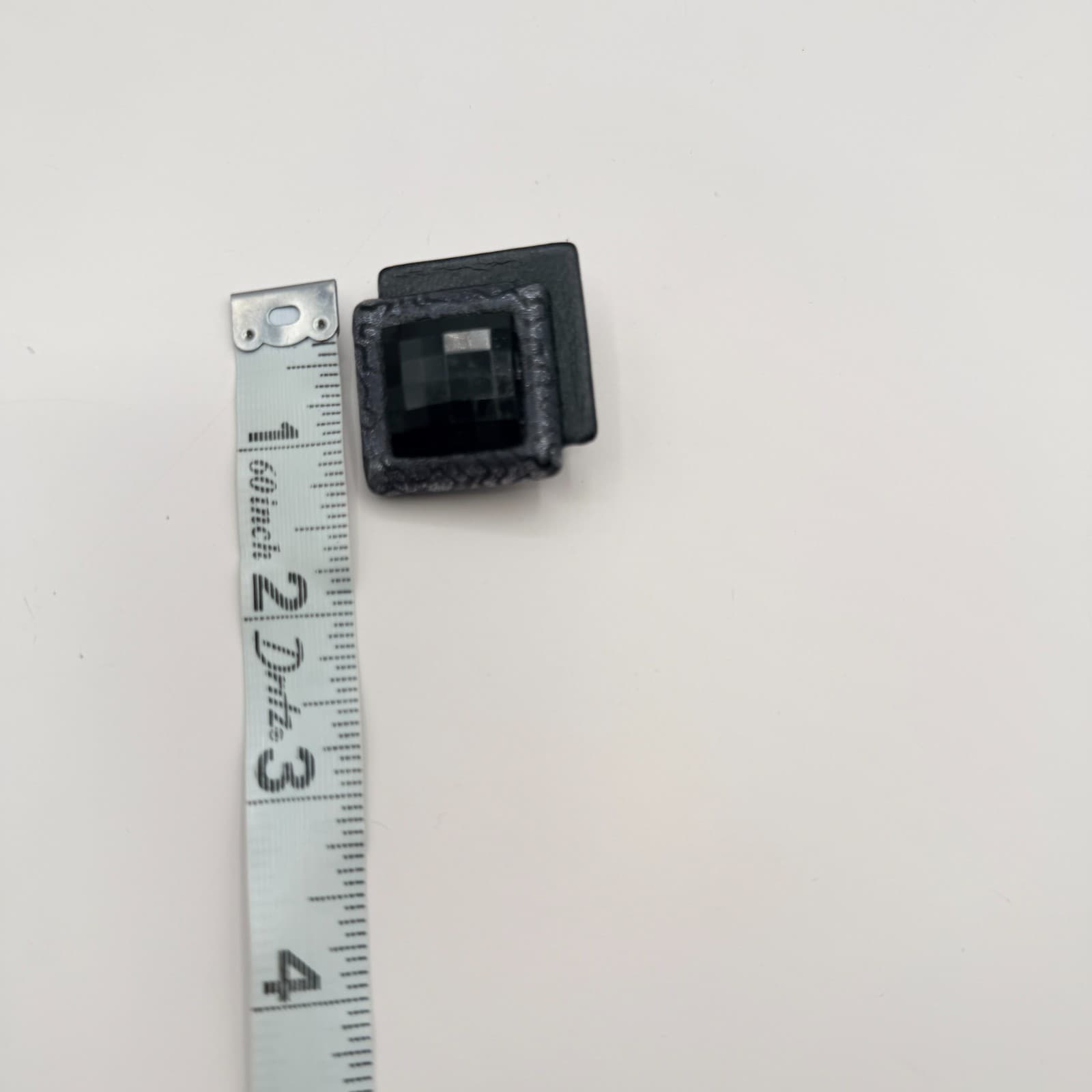 Vintage Black Clip On Earrings Geometric Triangle Square Statement Retro Y2K 90s - Thumbnail 9