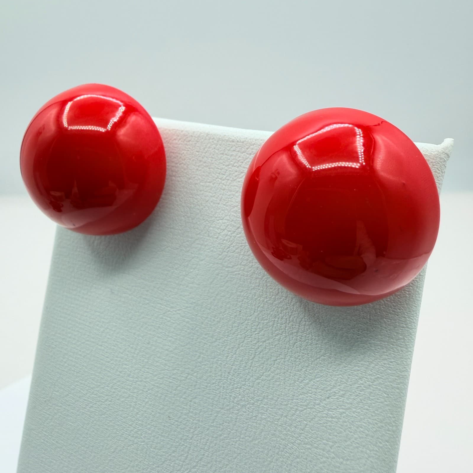 Vintage Gold Tone Red Bead Necklace Round Button Stud Earrings Matching Set Boho - Thumbnail 11
