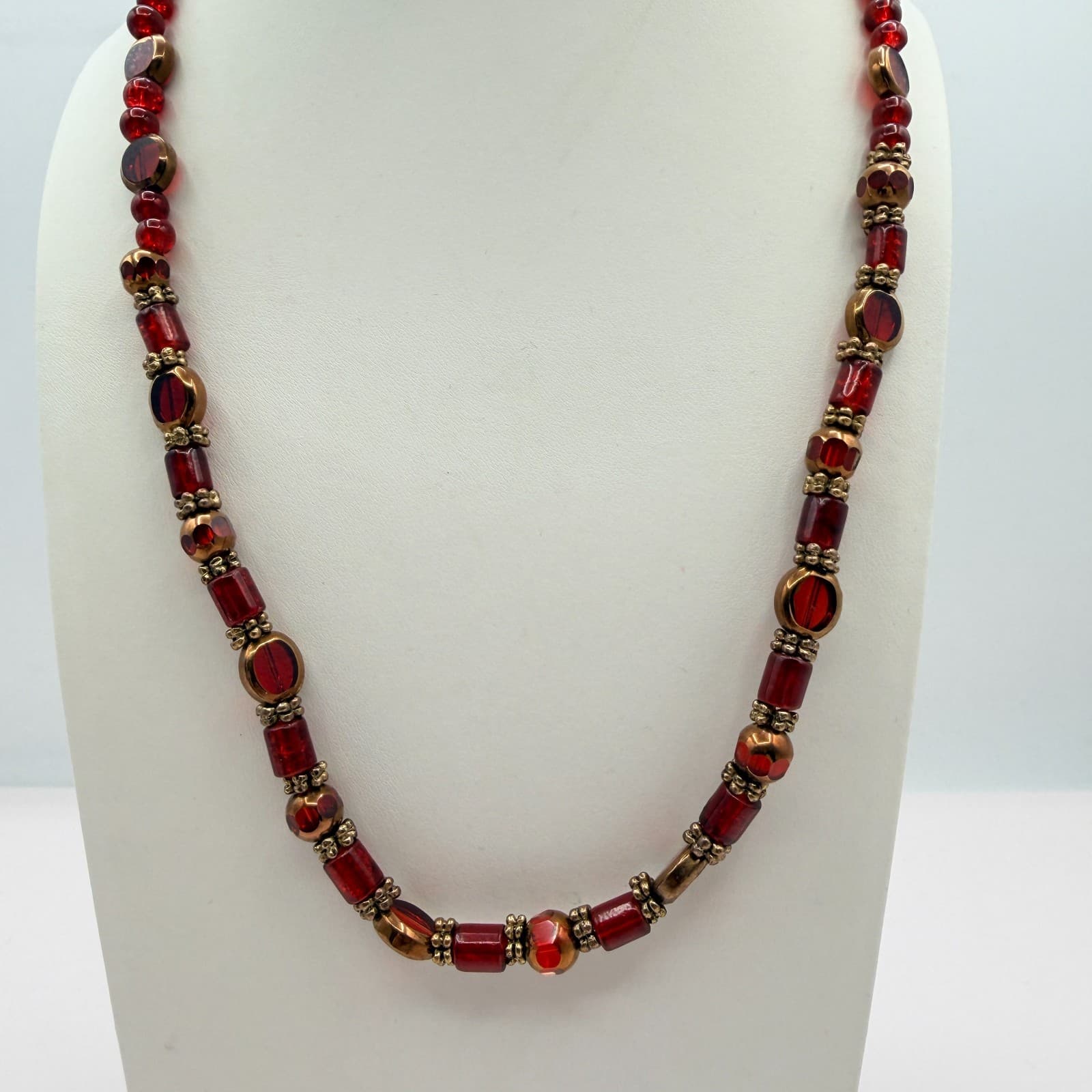 Vintage Gold Tone Red Bead Necklace Chunky Barrel Round Glass Strand Retro Boho - Thumbnail 2