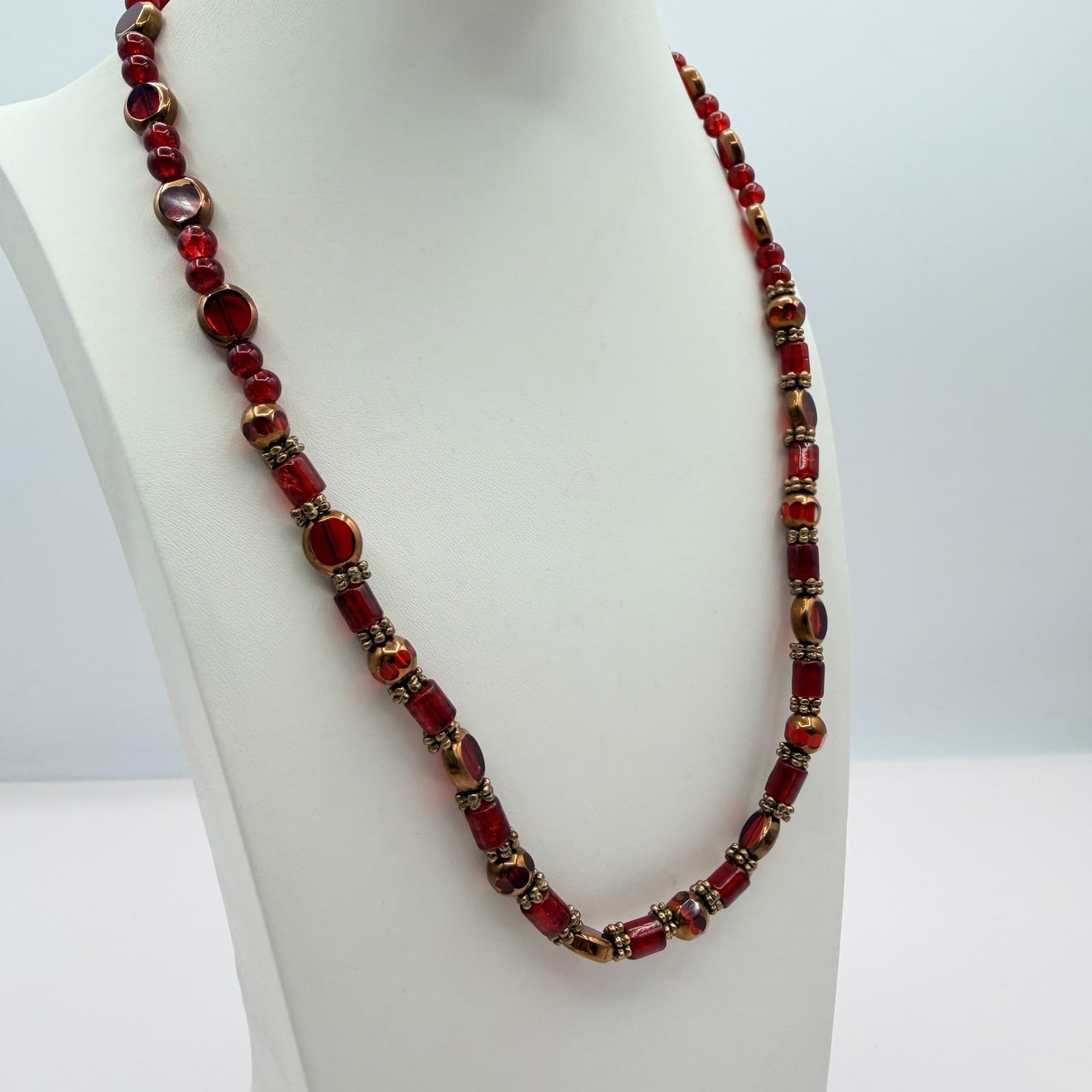 Vintage Gold Tone Red Bead Necklace Chunky Barrel Round Glass Strand Retro Boho - Thumbnail 5