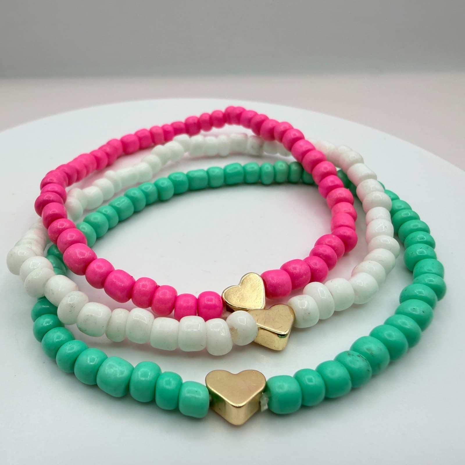 Vintage Beaded Stretch Bracelet Stack Set Pink White Teal Gold Tone Heart Retro - Thumbnail 4