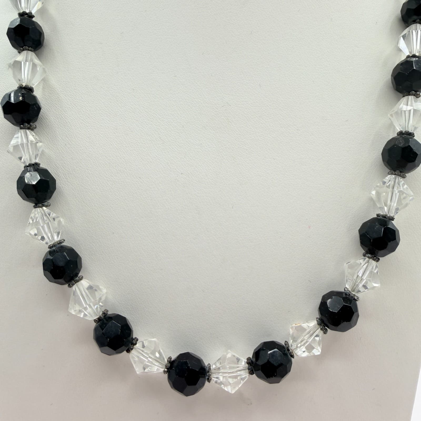 Vintage Black Clear Crystal Bead Necklace Bracelet Dangle Earrings Matching Set - Thumbnail 3