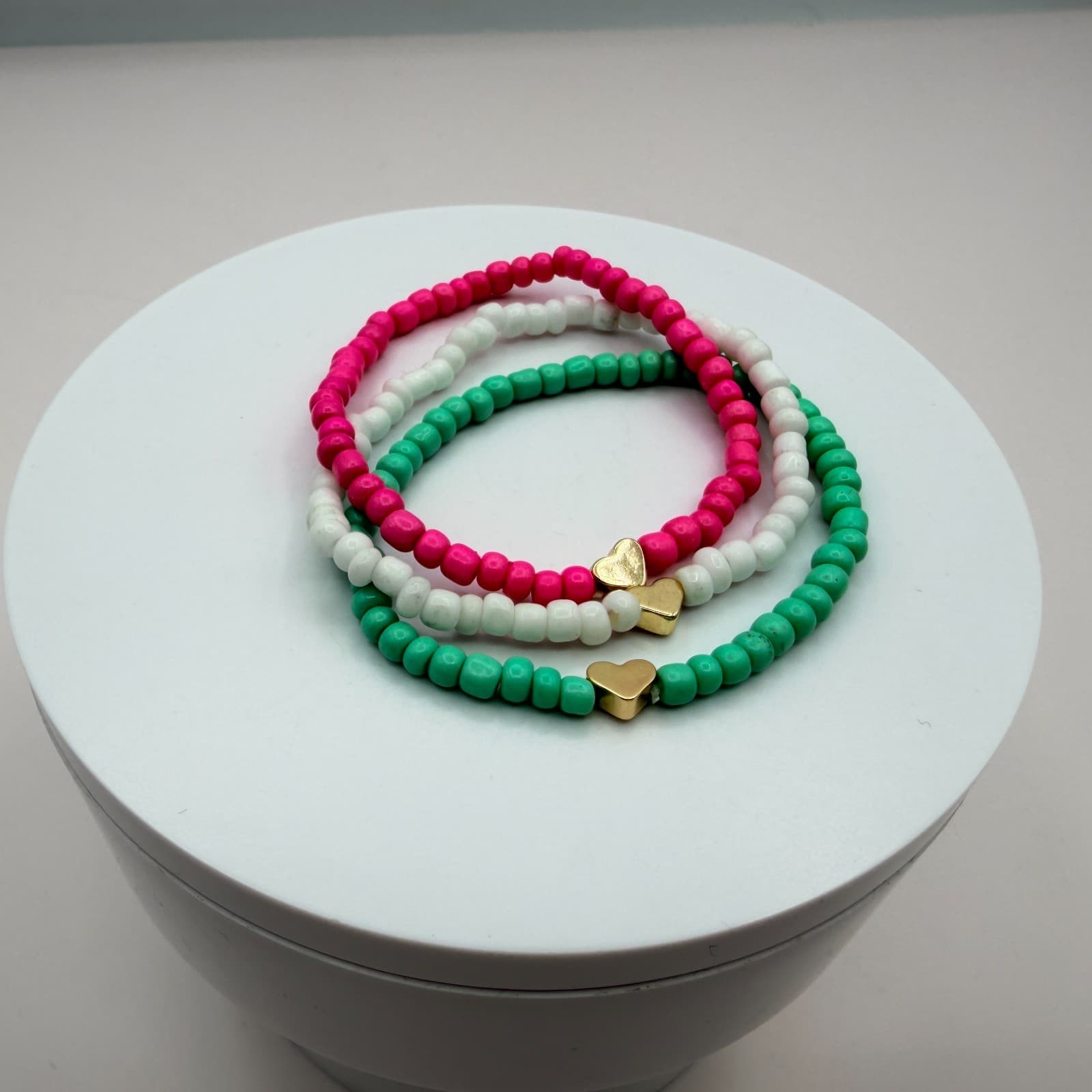 Vintage Beaded Stretch Bracelet Stack Set Pink White Teal Gold Tone Heart Retro - Thumbnail 6