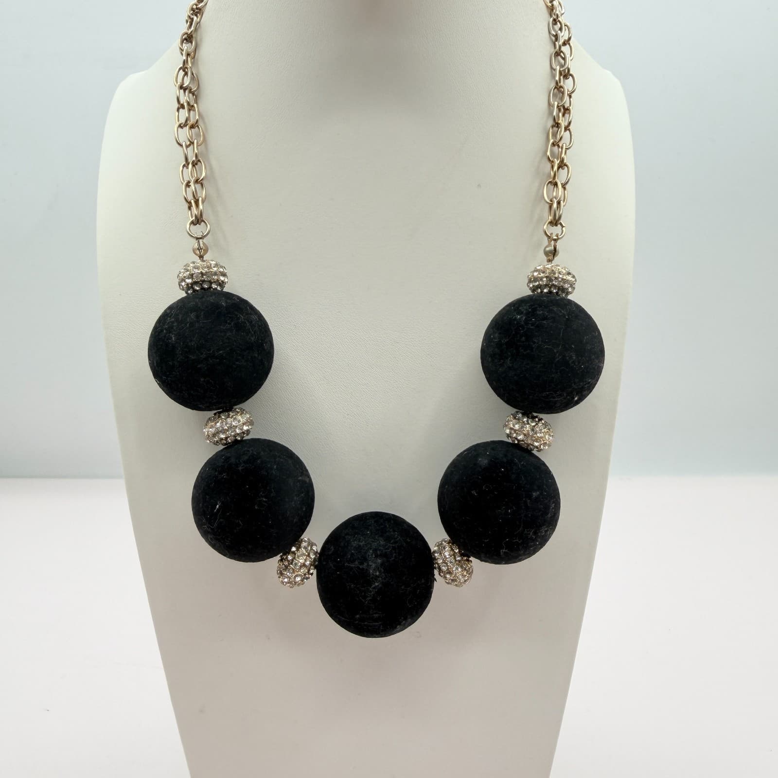Vintage Gold Tone Chunky Black Bead Necklace Large Round Statement Rhinestone - Thumbnail 3