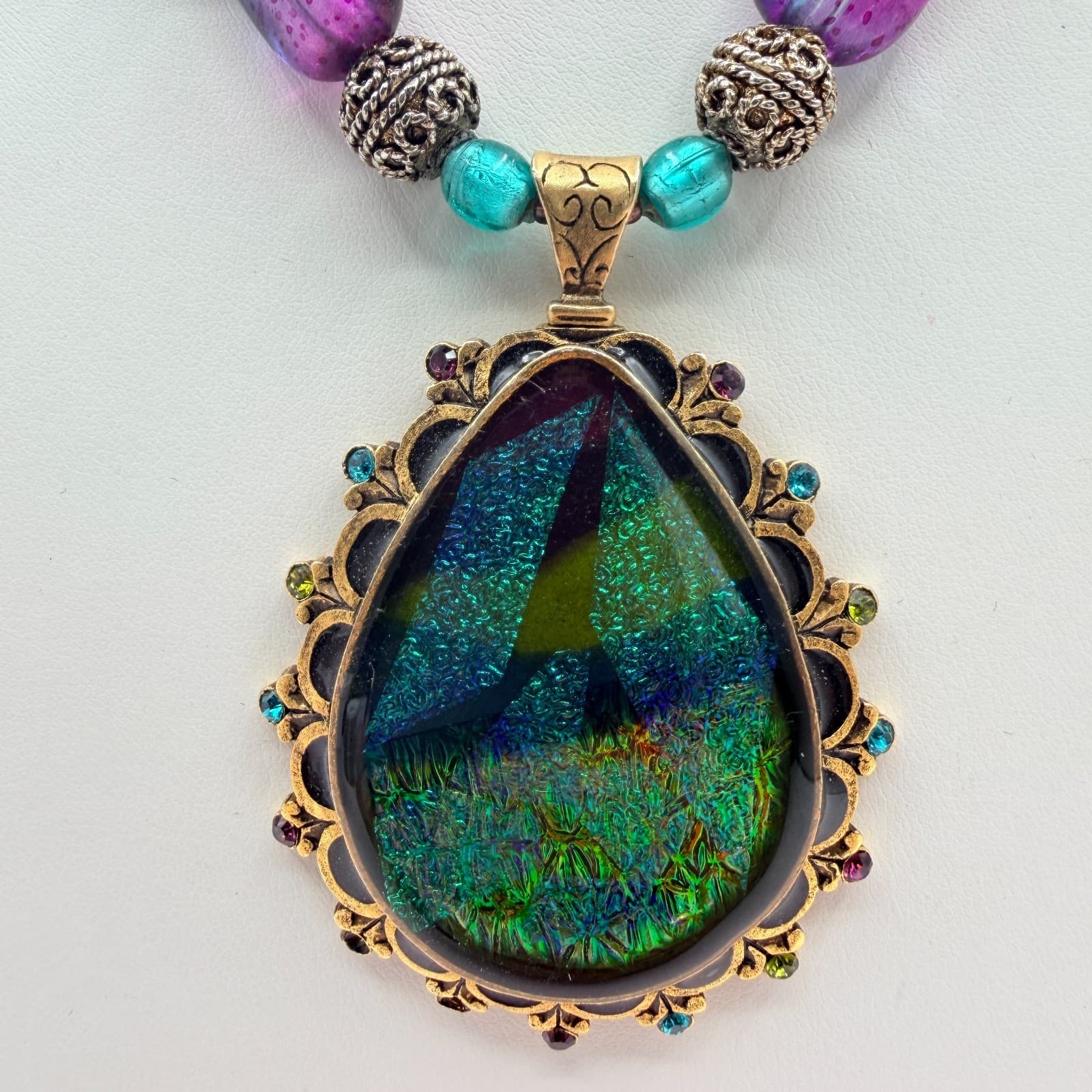 Chicos Gold Tone Art Glass Pendant Necklace Chunky Purple Green Foil Bead Boho - Thumbnail 3