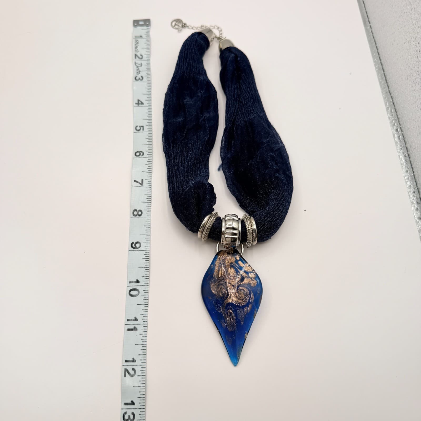 Vintage Silver Tone Blue Art Glass Pendant Necklace Navy Ribbon Scarf Choker 90s - Thumbnail 8