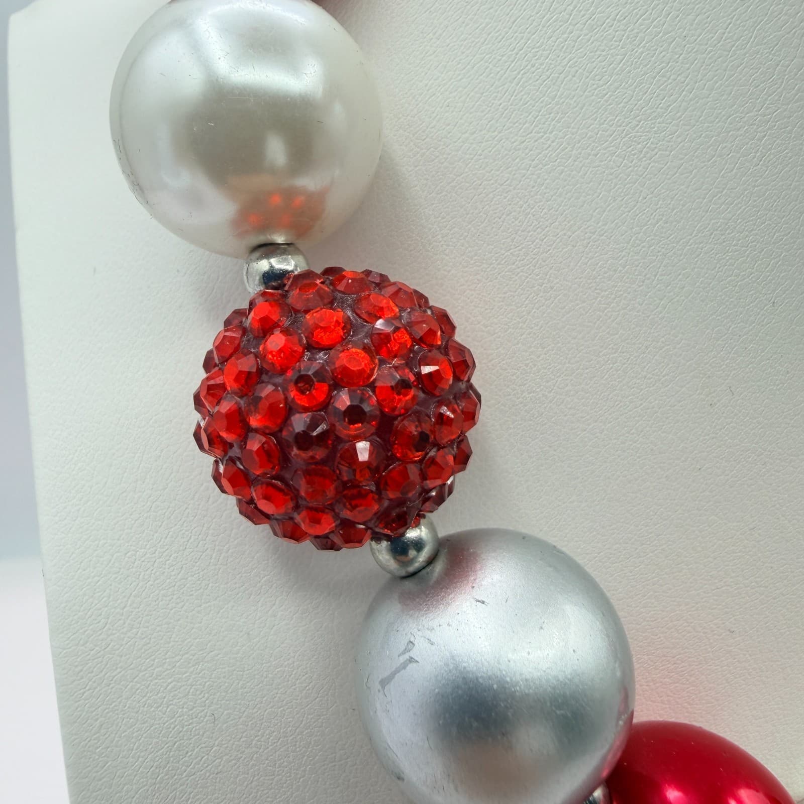 Vintage Chunky Bubblegum Bead Necklace Christmas Red Silver White Rhinestone 90s - Thumbnail 3