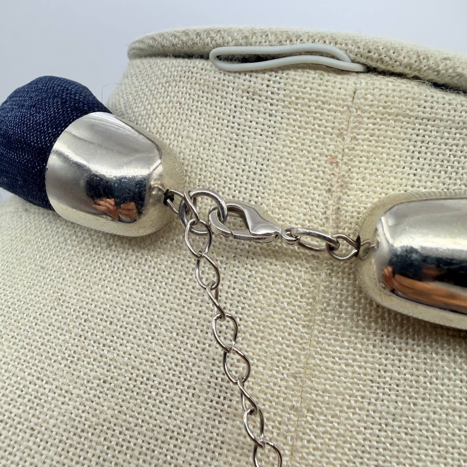 Vintage Silver Tone Blue Art Glass Pendant Necklace Navy Ribbon Scarf Choker 90s - Thumbnail 6