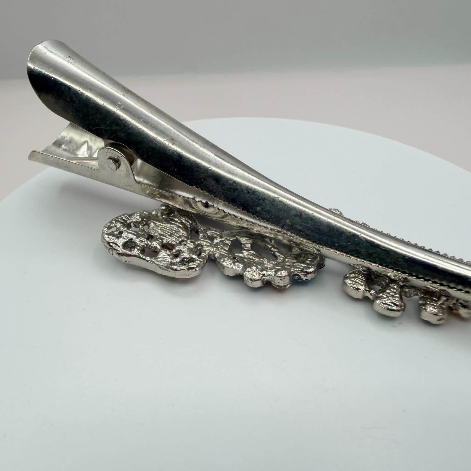 Vintage Silver Tone Butterfly Hair Clip Alligator Pin Rhinestone Colorful Retro - Thumbnail 4