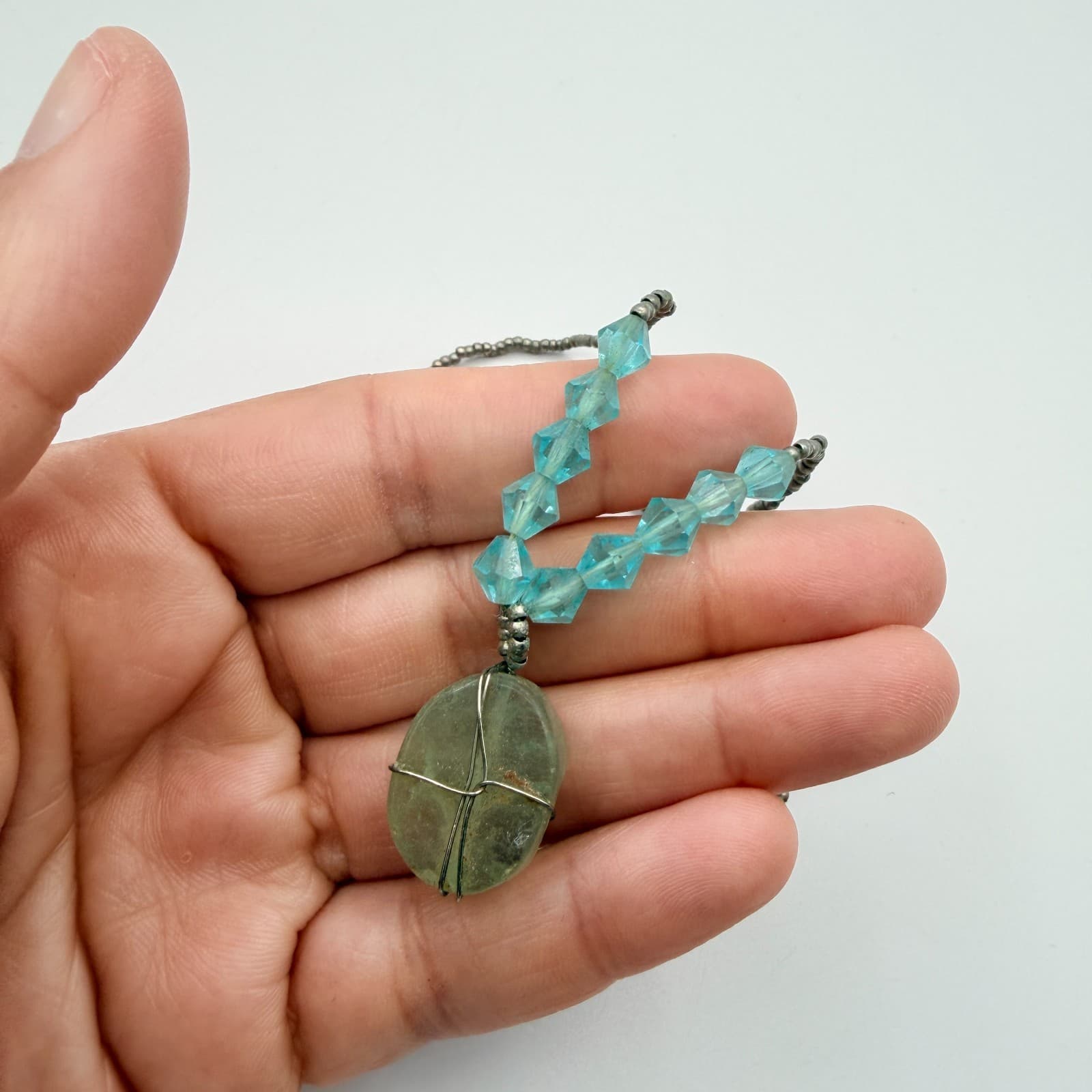 Vintage Silver Tone Wire Wrapped Green Stone Pendant Necklace Light Blue Bead - Thumbnail 7