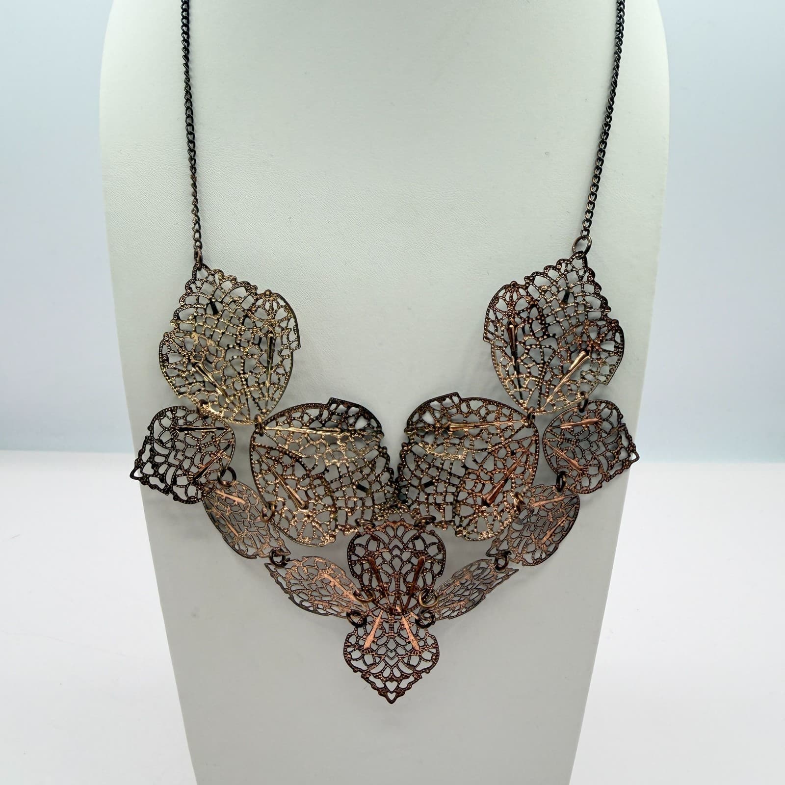 Vintage Bronze Tone Filigree Leaf Bib Necklace Statement Mesh Cutout Boho Retro - Thumbnail 3