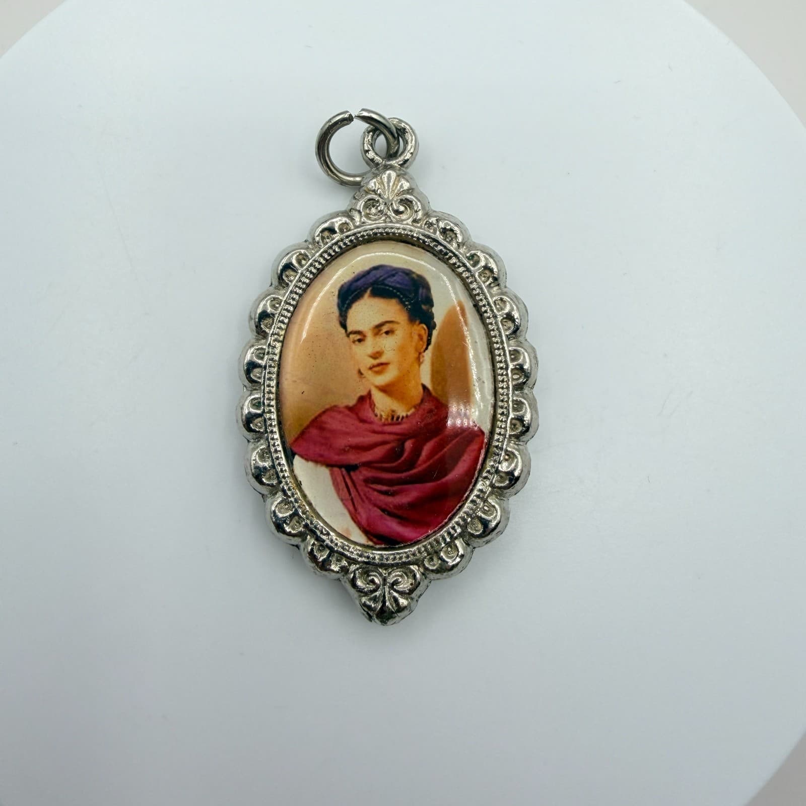 Vintage Silver Tone Frida Kahlo Portrait Pendant Ornate Frame Art Cameo Charm - Thumbnail 2