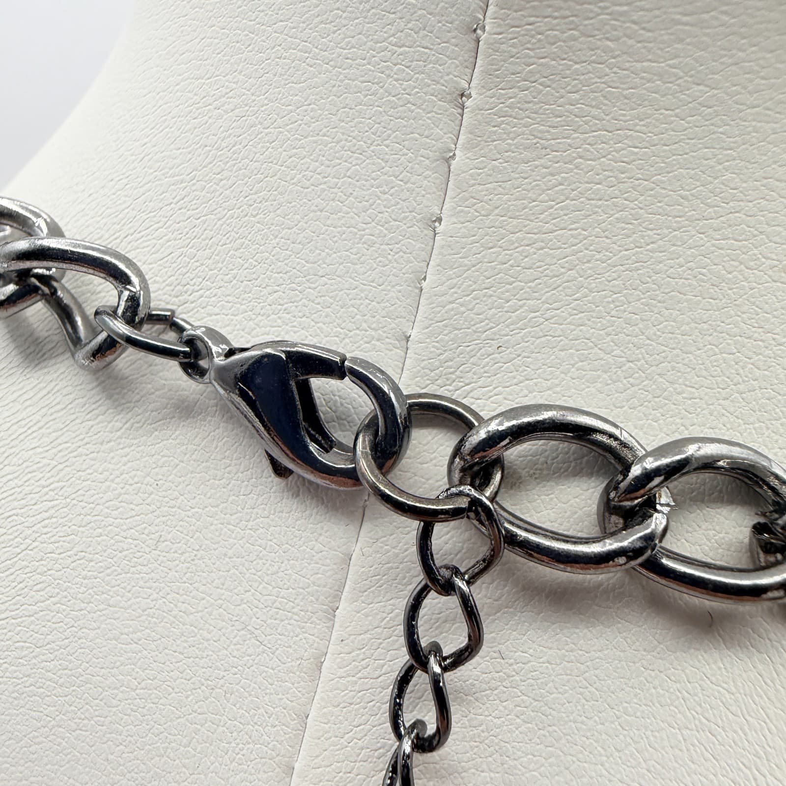 Vintage Gunmetal Tone Chunky Black Bead Choker Necklace Rhinestone Cluster Chain - Thumbnail 7