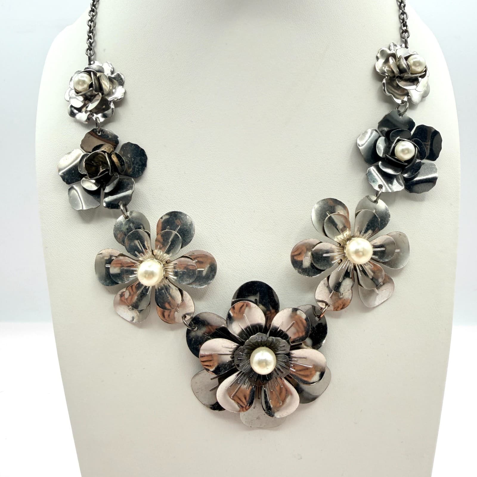 Vintage Silver Tone Floral Bib Necklace Statement Faux Pearl Layered Flower 90s