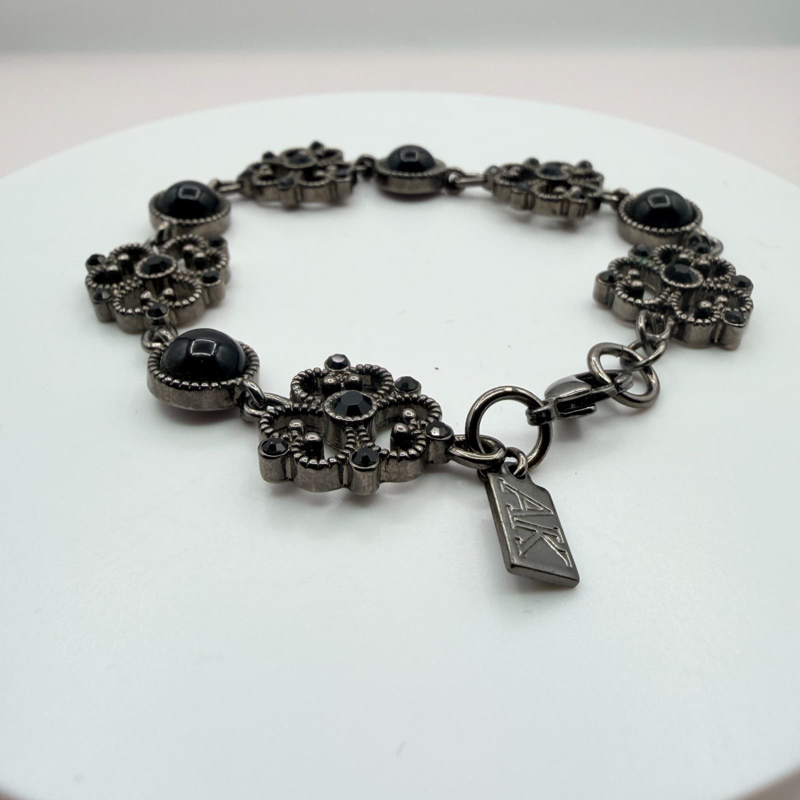 Anne Klein Gunmetal Tone Filigree Link Bracelet Black Faux Onyx Rhinestone AK - Thumbnail 7