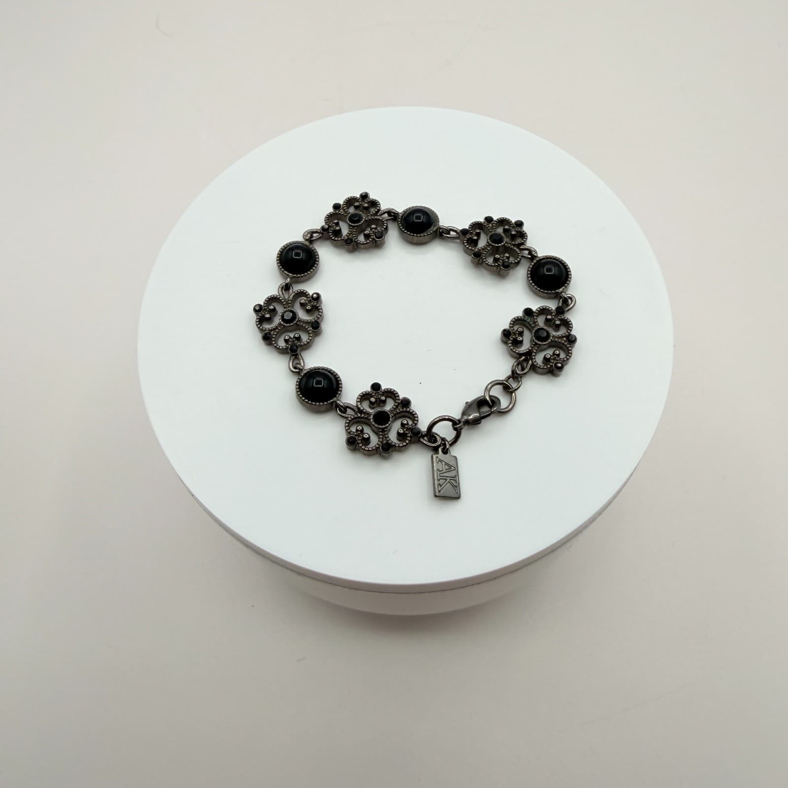 Anne Klein Gunmetal Tone Filigree Link Bracelet Black Faux Onyx Rhinestone AK - Thumbnail 6