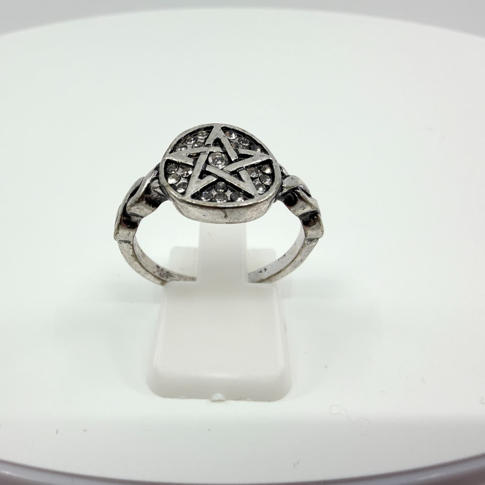 VTG Silver Tone Rhinestone Pentagram Ring Pagan Wiccan Wicca Gothic Statement - Thumbnail 2