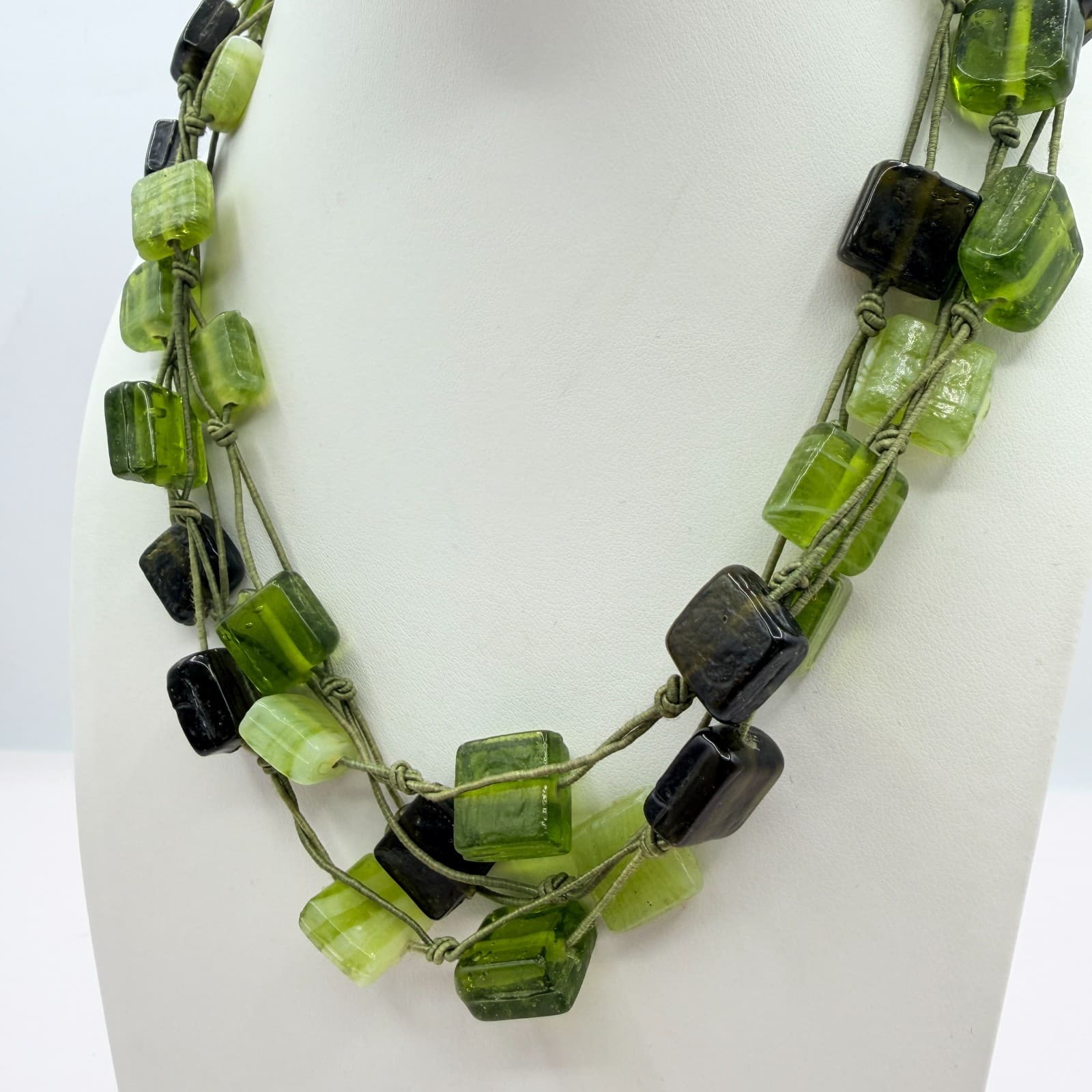 Vintage Green Glass Statement Necklace Multi Strand Knotted Cord Square Bead Y2K - Thumbnail 5
