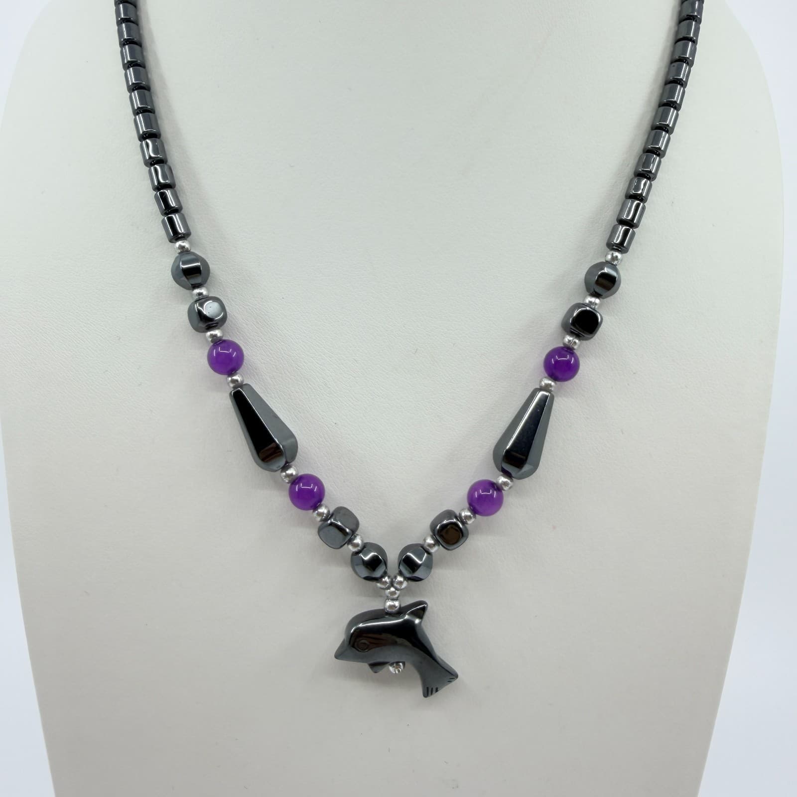 Vintage Hematite Dolphin Pendant Necklace Amethyst Purple Bead Silver Tone Y2K - Thumbnail 4
