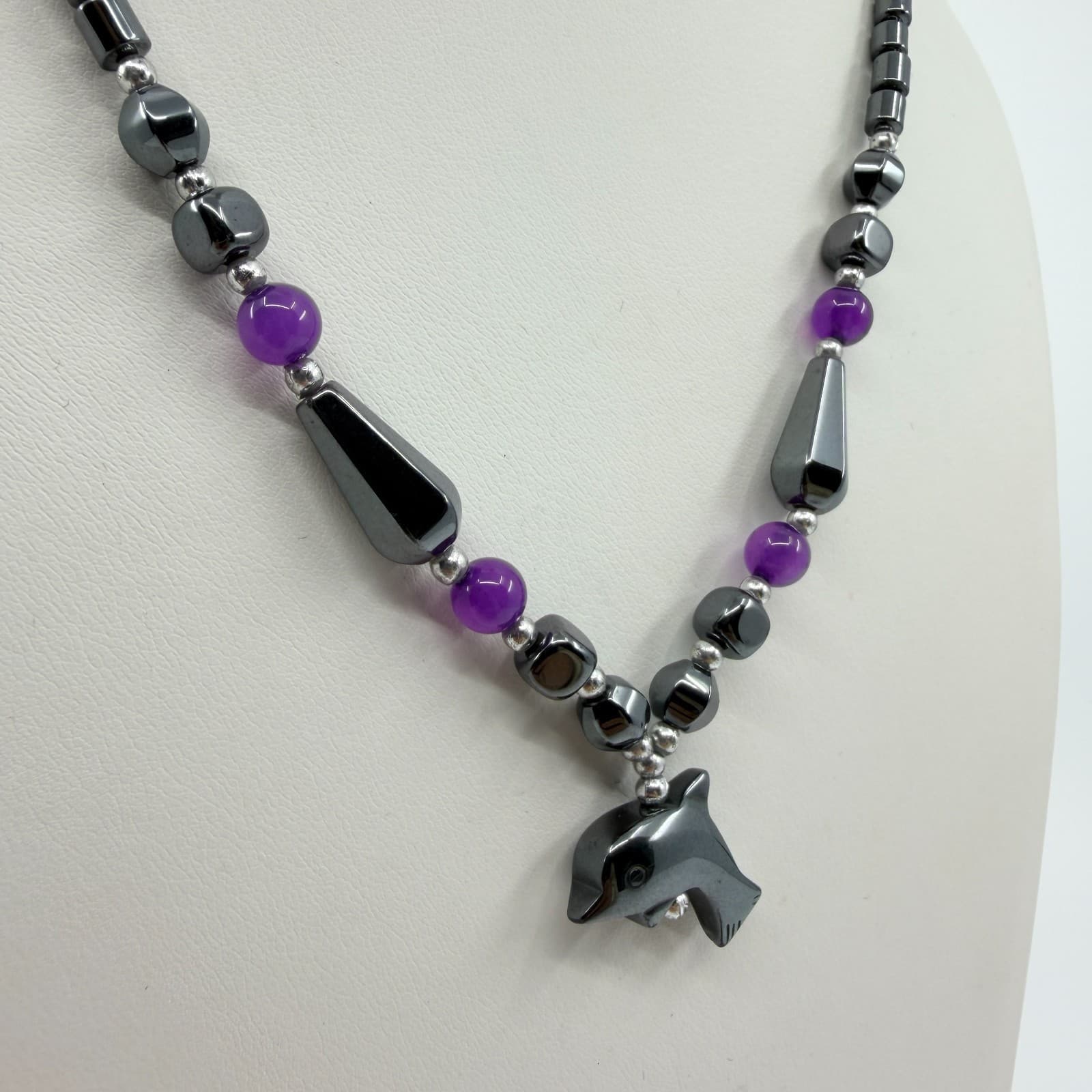 Vintage Hematite Dolphin Pendant Necklace Amethyst Purple Bead Silver Tone Y2K - Thumbnail 5
