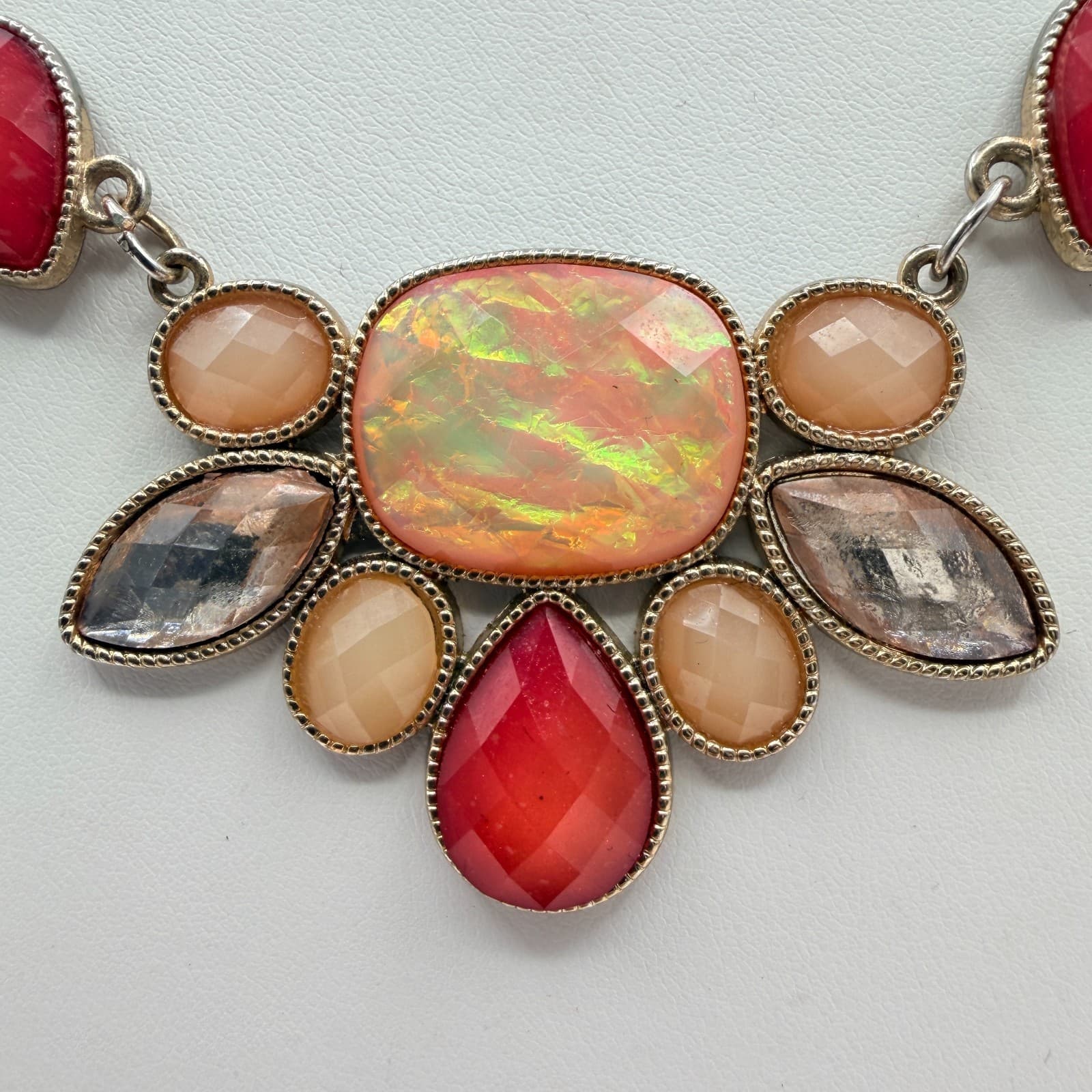 Vintage Peach Faux Opal Statement Necklace Red Stone Cluster Bib Silver Tone Y2K - Thumbnail 4