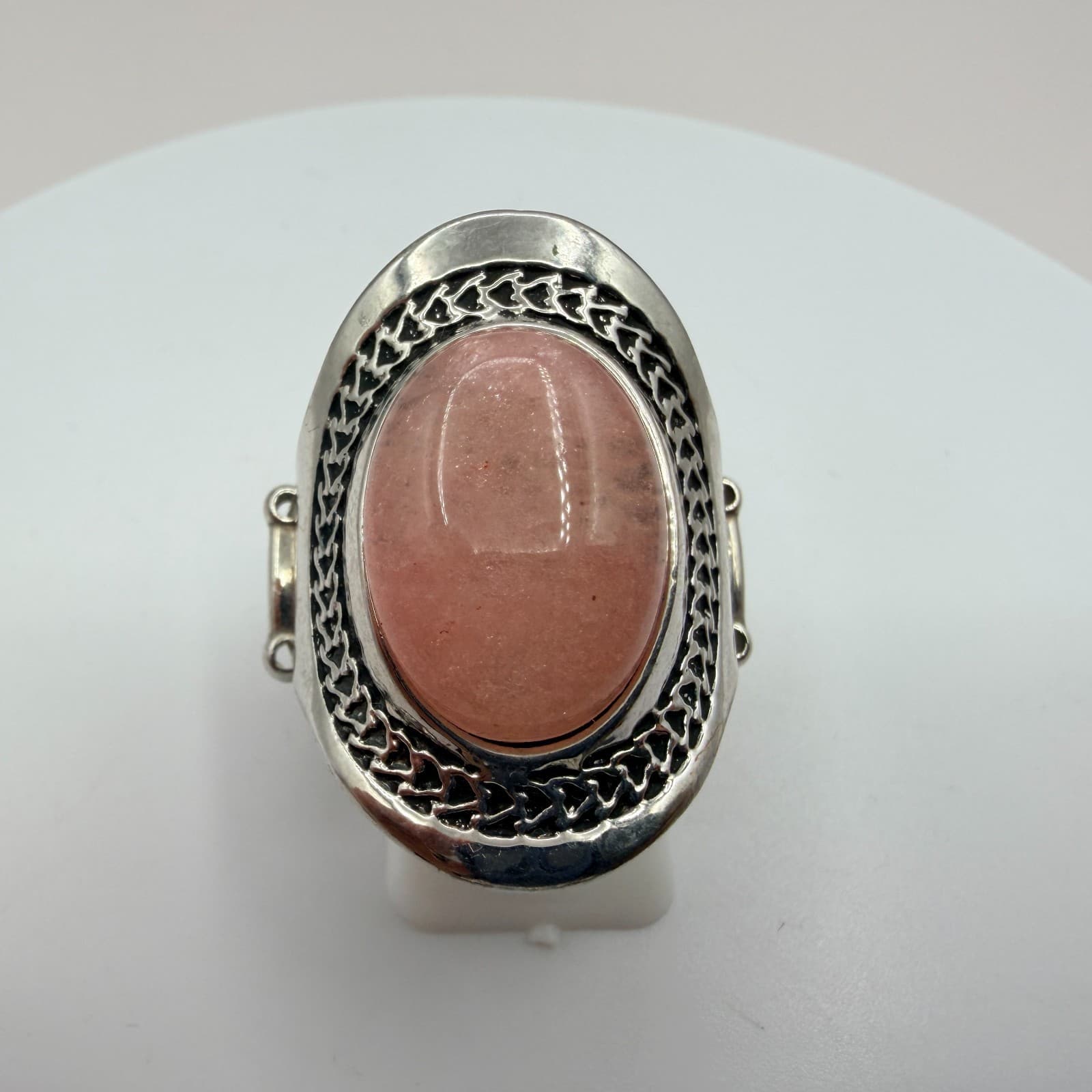 Vintage Silver Tone Pink Faux Stone Ring Statement Oval Cabochon Stretch Band - Thumbnail 4