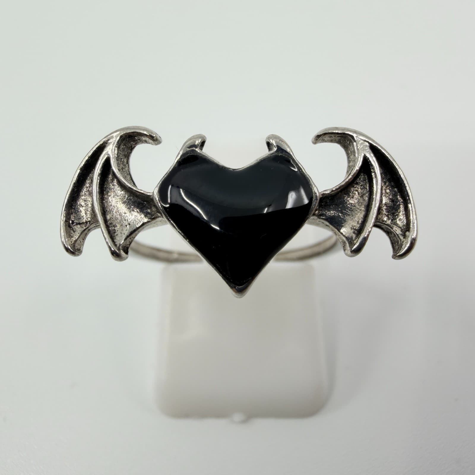 Alchemy Gothic Blacksoul Ring Silver Tone Black Heart Bat Wings Statement Vtg - Thumbnail 6