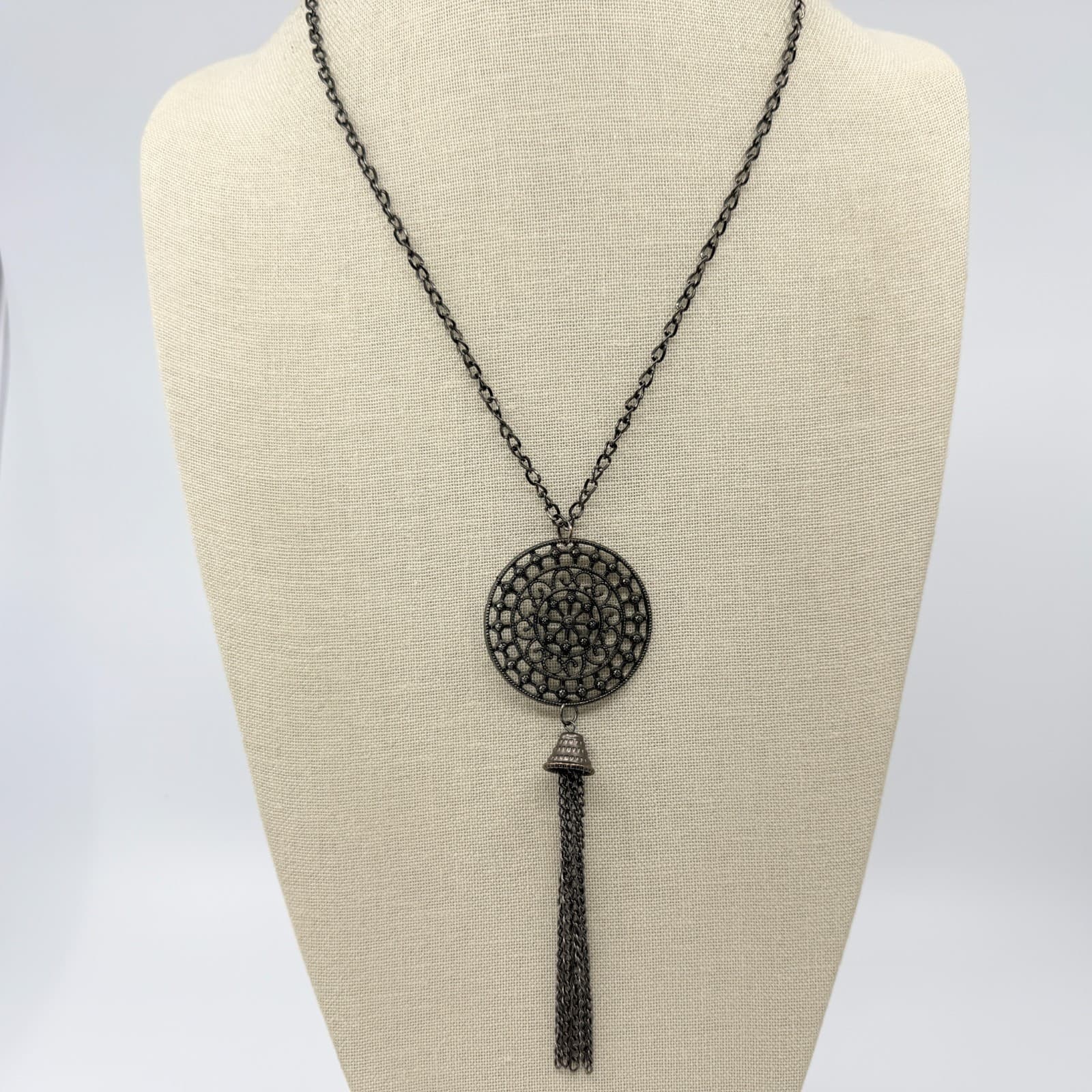 Vintage Gunmetal Gray Openwork Filigree Medallion Tassel Pendant Necklace Long - Thumbnail 5