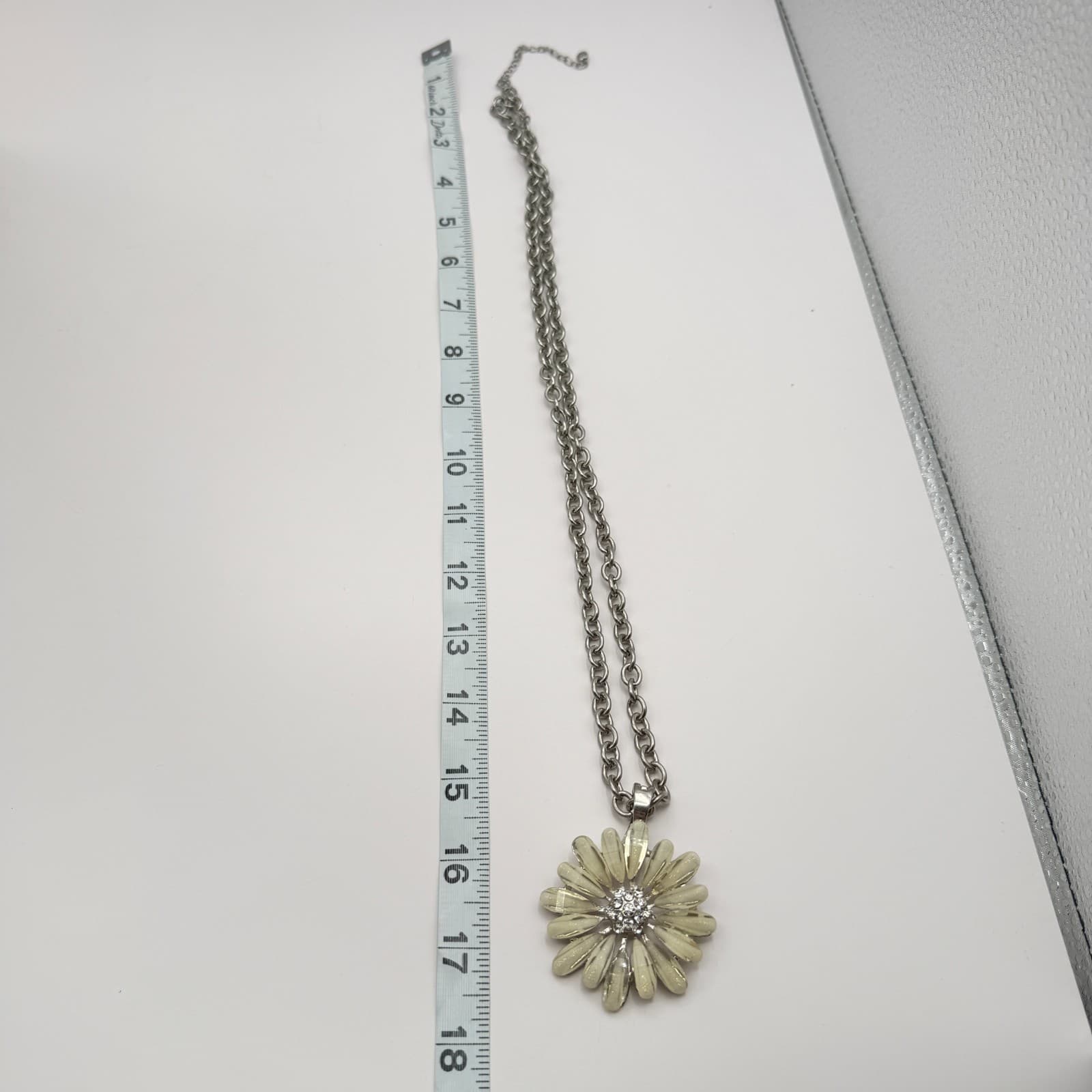 Vintage Yellow Daisy Flower Statement Pendant Necklace Enamel Rhinestone Silver - Thumbnail 8