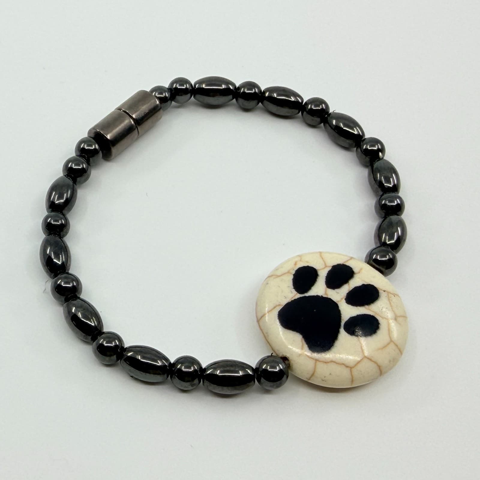 Vintage Gunmetal Tone Hematite Color Beaded Bracelet Paw Print Chunky Statement - Thumbnail 4