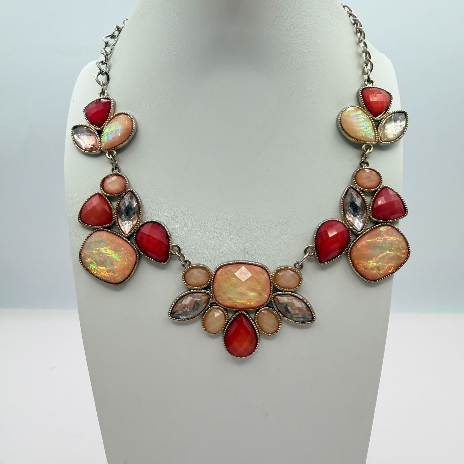 Vintage Peach Faux Opal Statement Necklace Red Stone Cluster Bib Silver Tone Y2K - Thumbnail 3