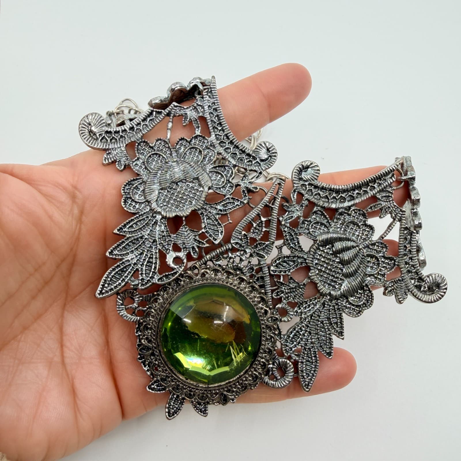 Vtg Silver Tone Black Lace Bib Necklace Green Crystal Style Cabochon Statement - Thumbnail 9