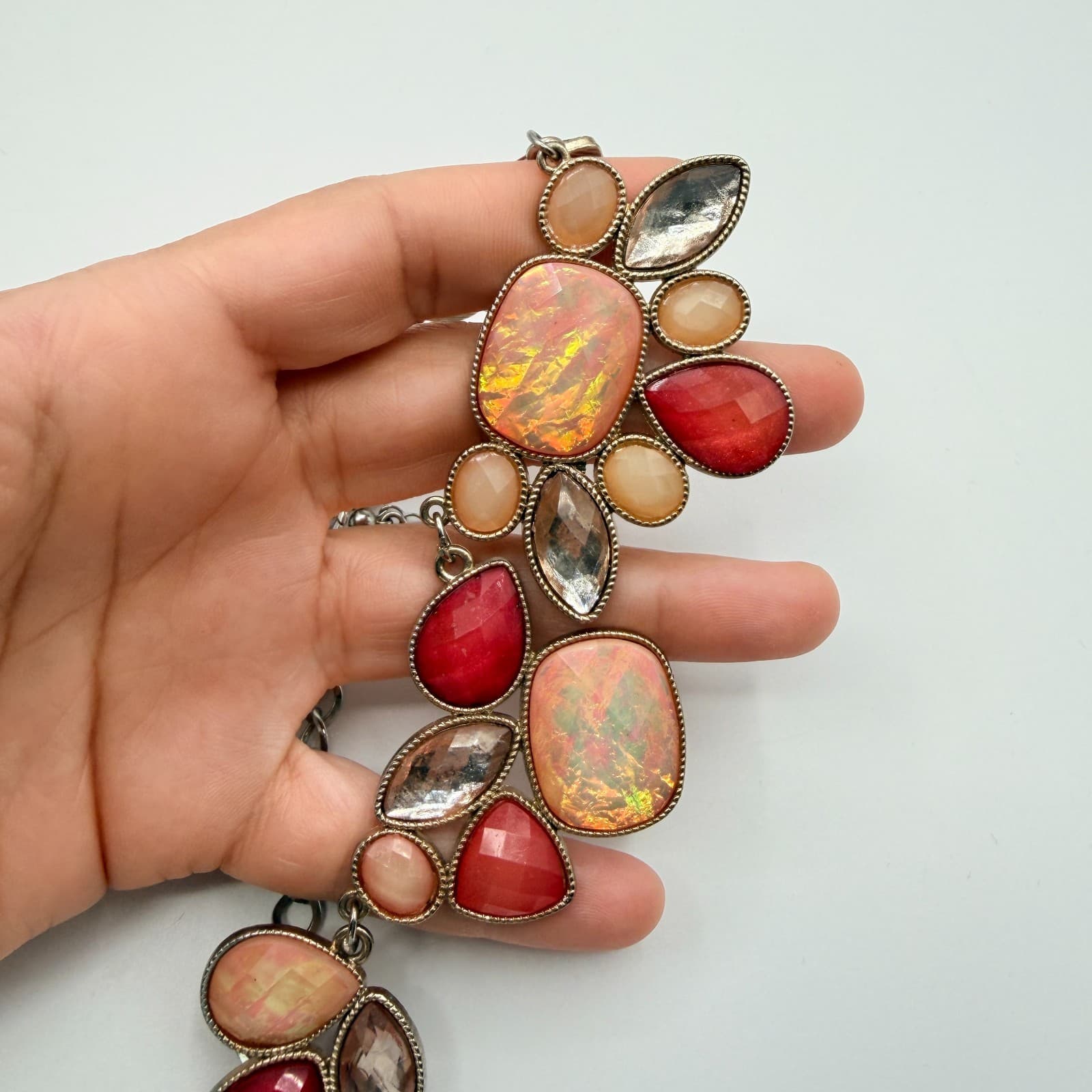 Vintage Peach Faux Opal Statement Necklace Red Stone Cluster Bib Silver Tone Y2K - Thumbnail 7